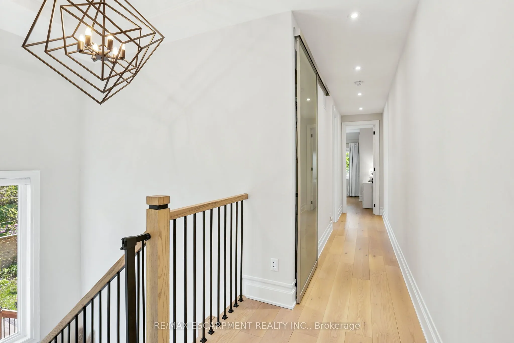 38A Maple Avenue N