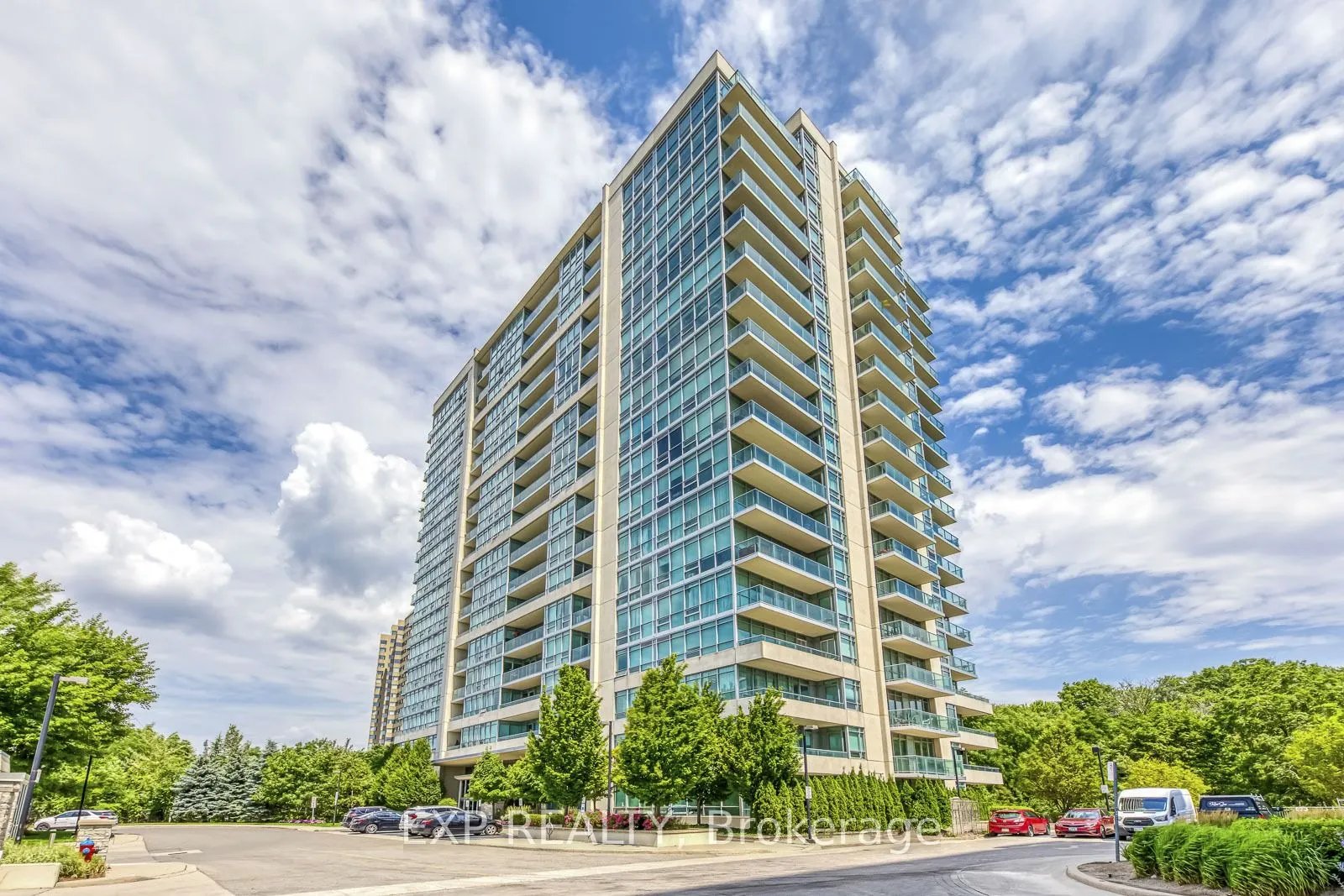 1055 Southdown Road #905