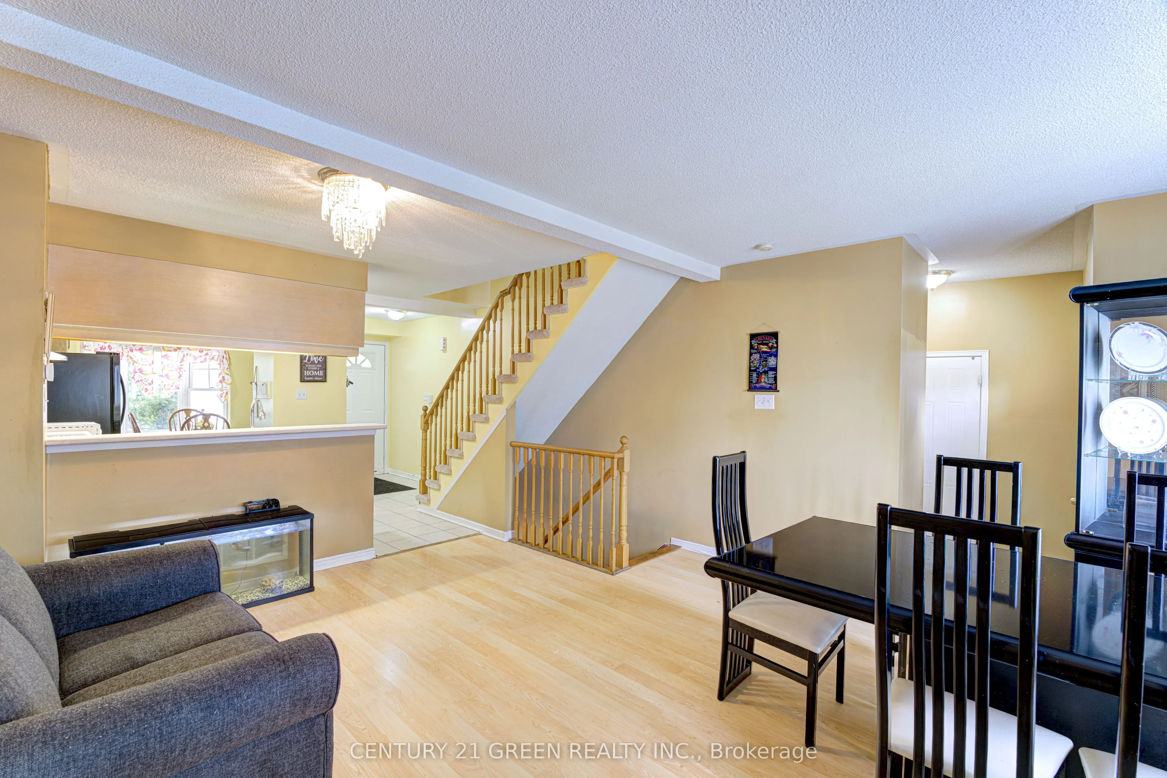 3 Desert Sand Drive