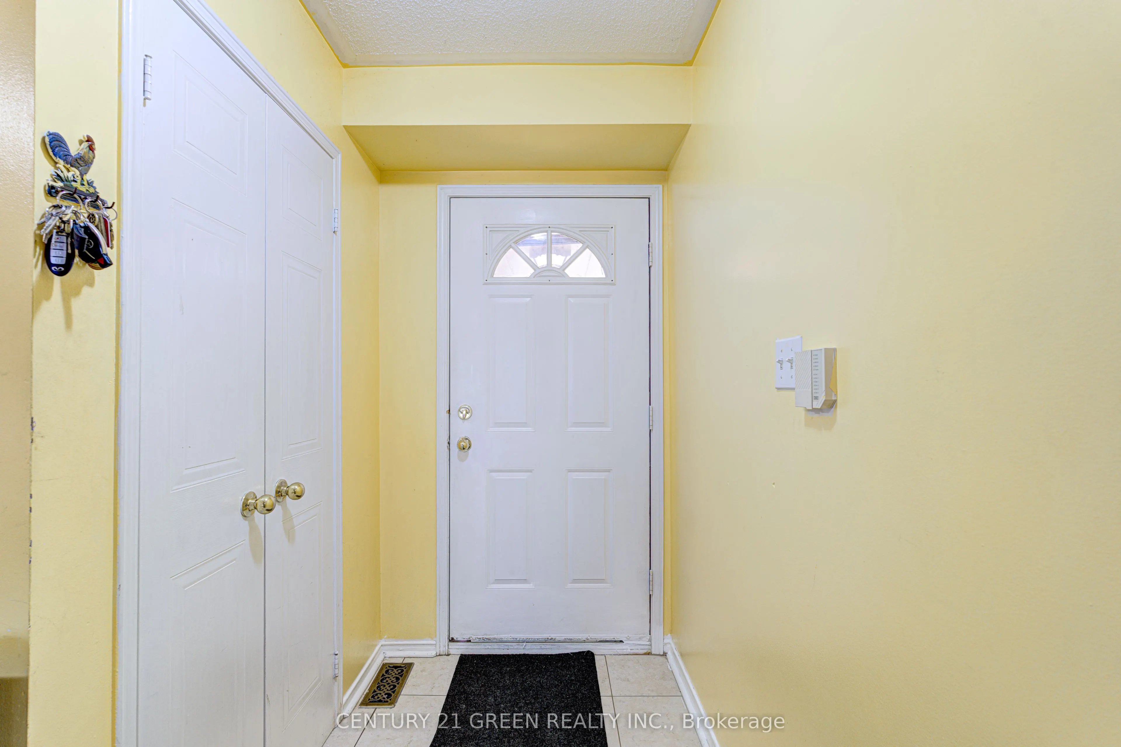 3 Desert Sand Drive
