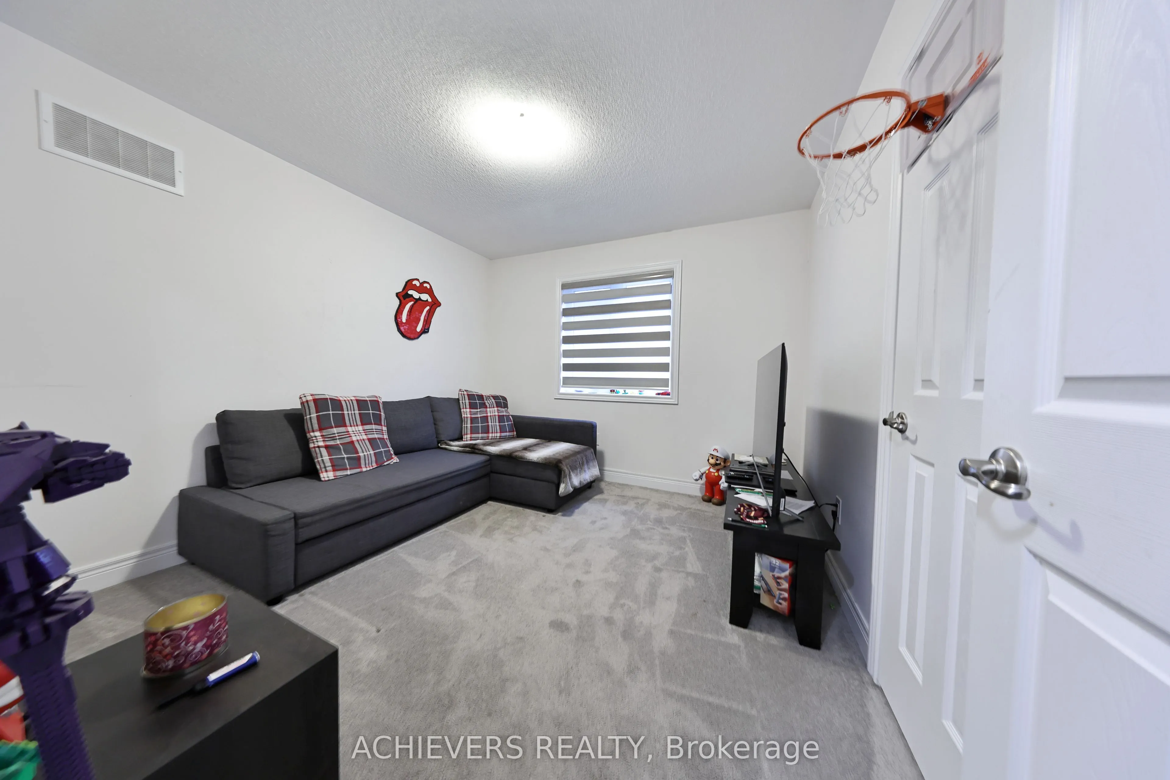 52 Branigan Crescent