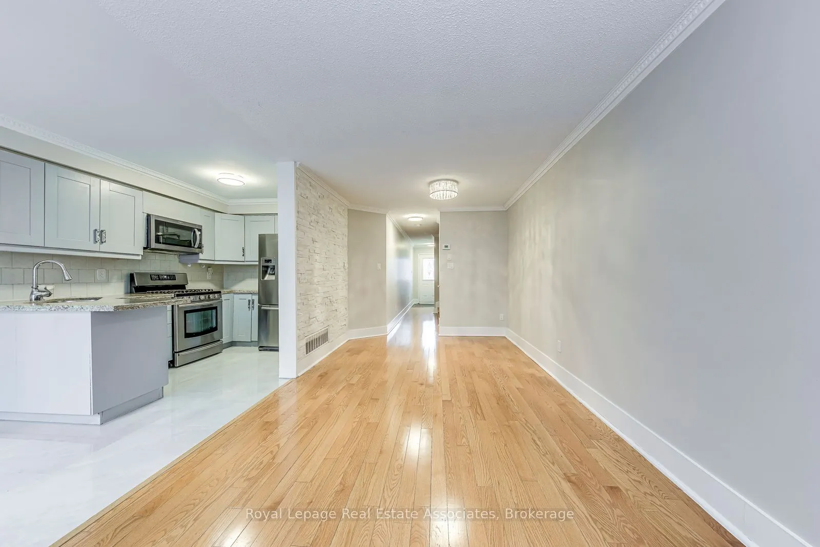 6978 Lisanne Court