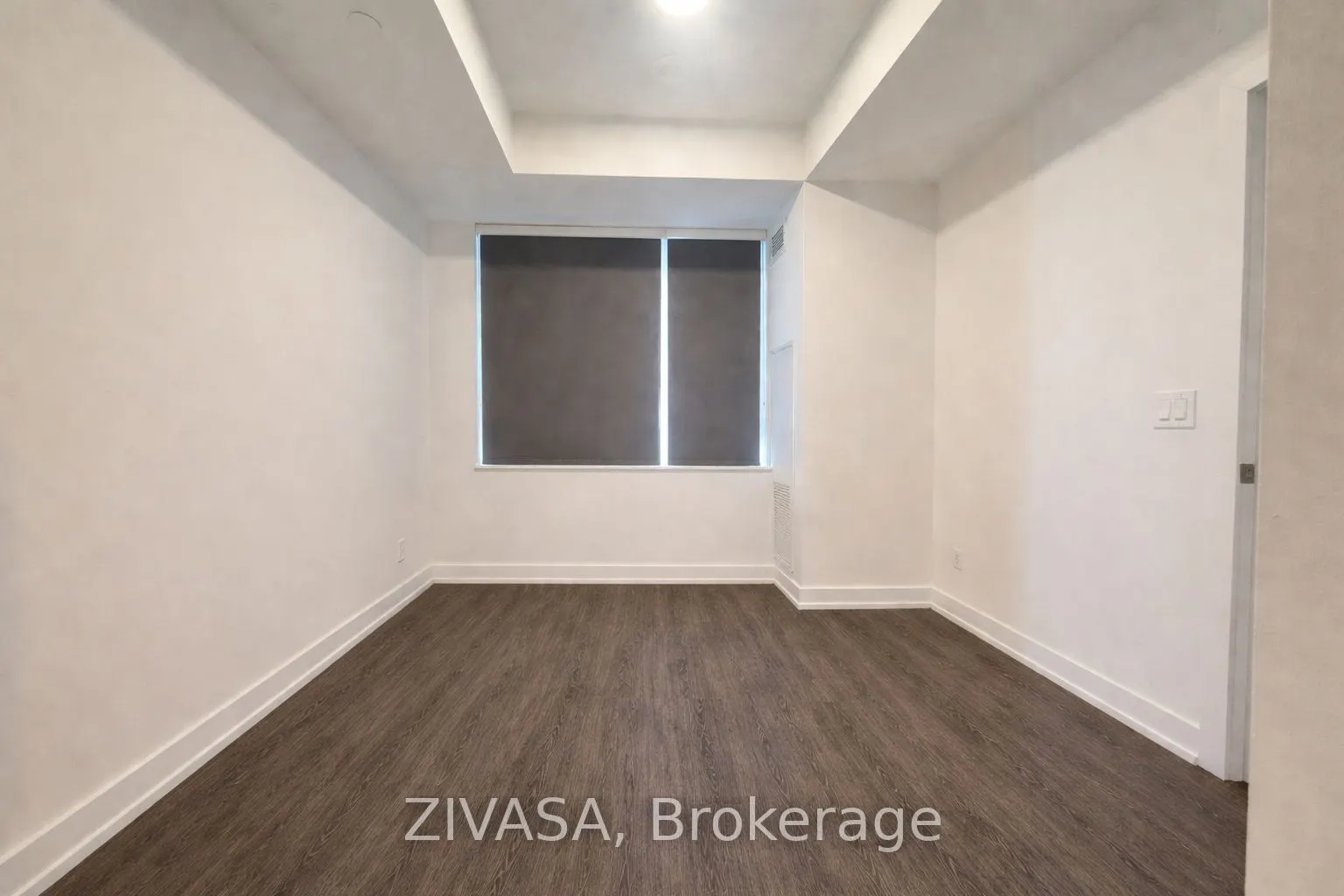 1926 Lakeshore Boulevard W #3911