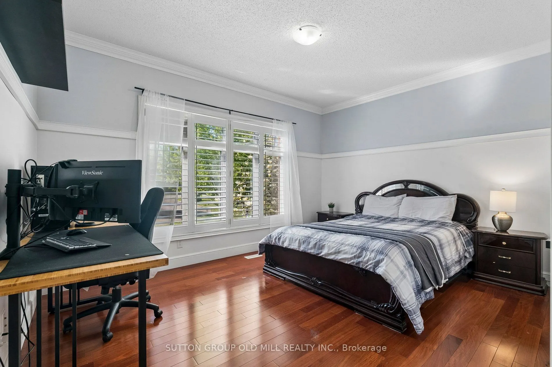 7 Rolling Meadow Drive