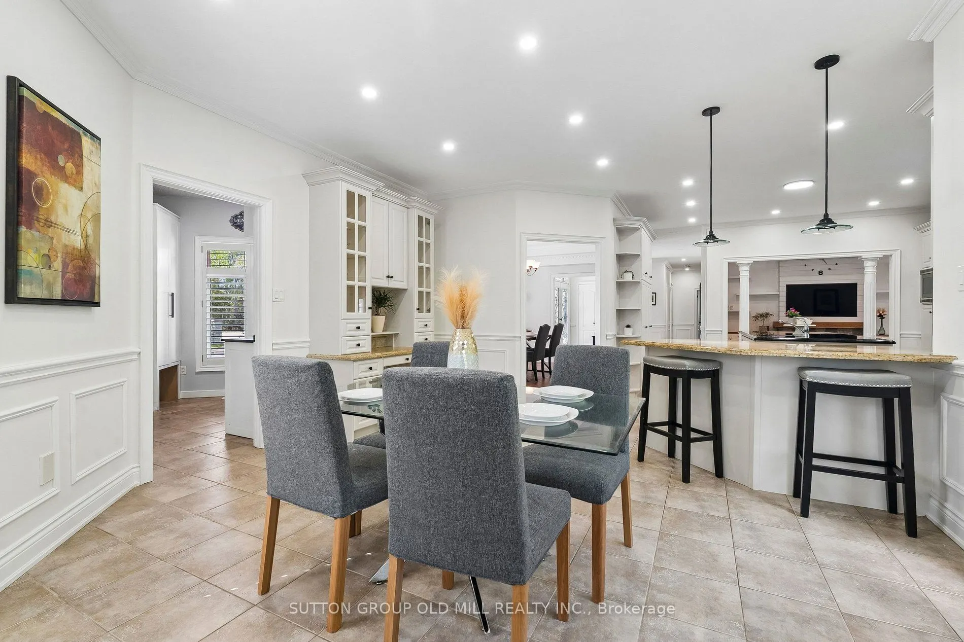 7 Rolling Meadow Drive