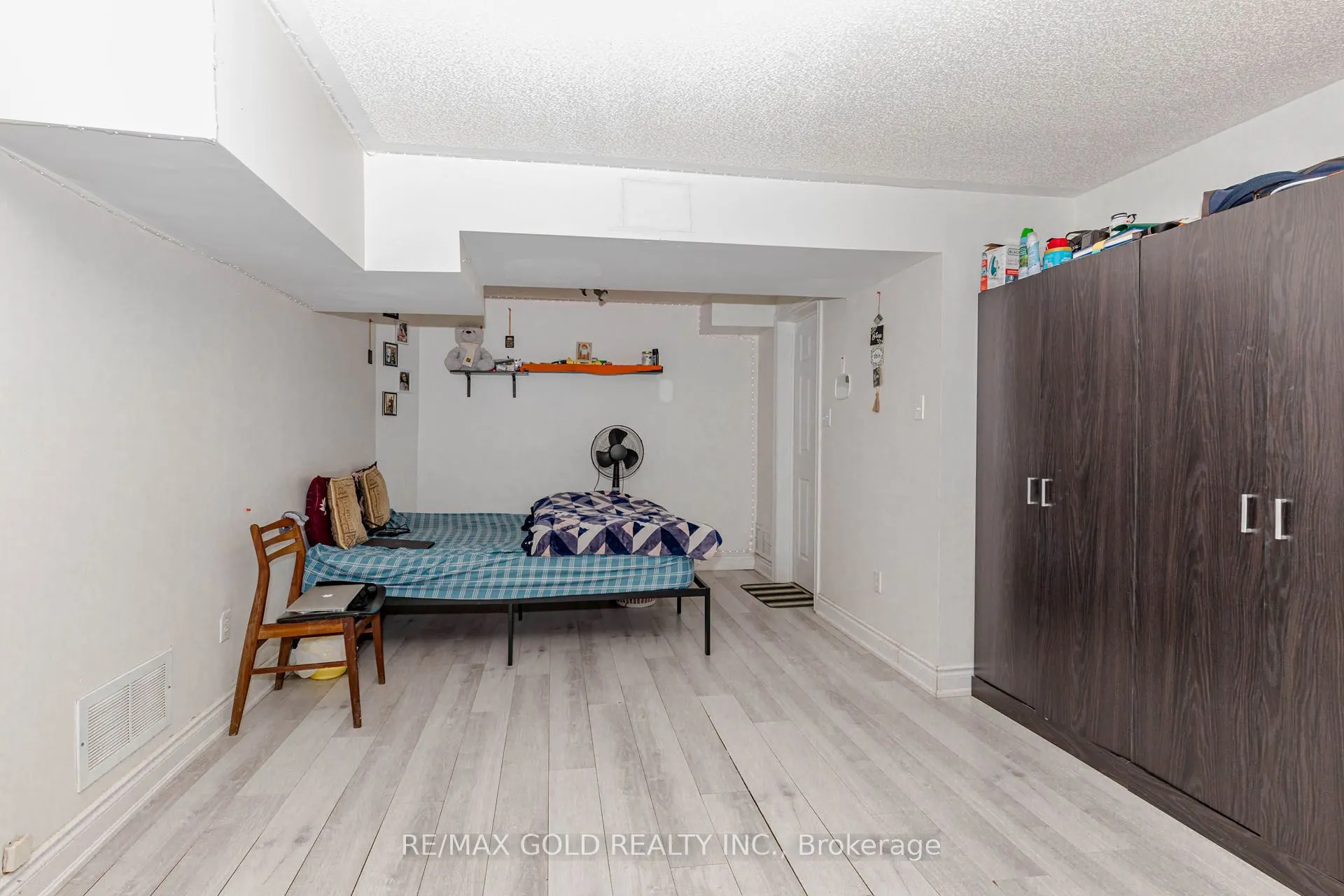 28 Rivermere Court