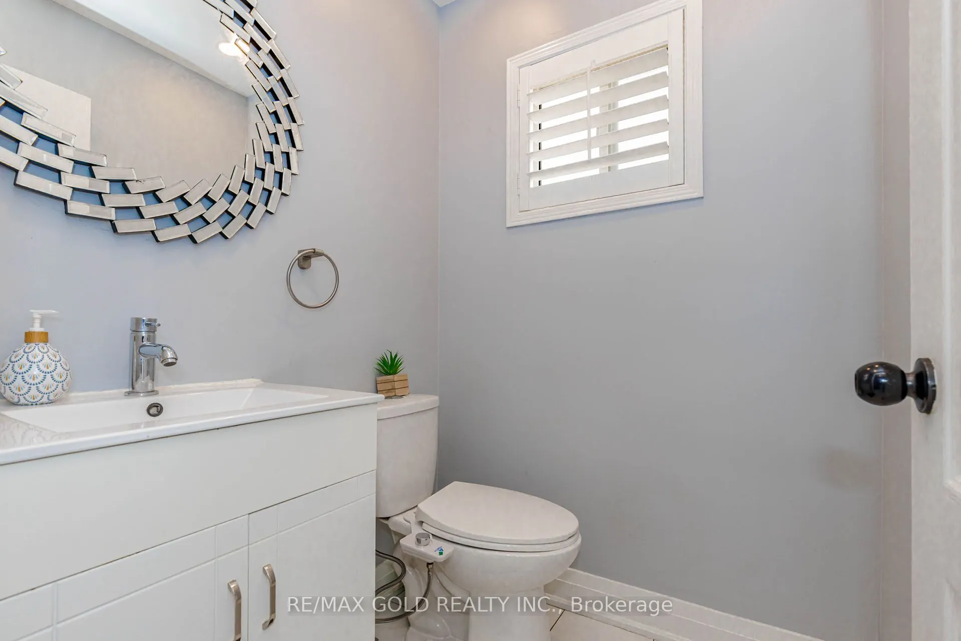28 Rivermere Court
