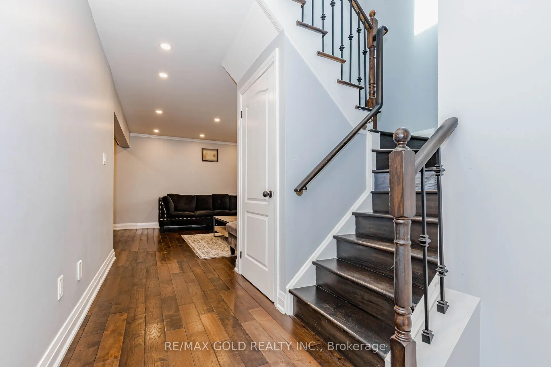 28 Rivermere Court