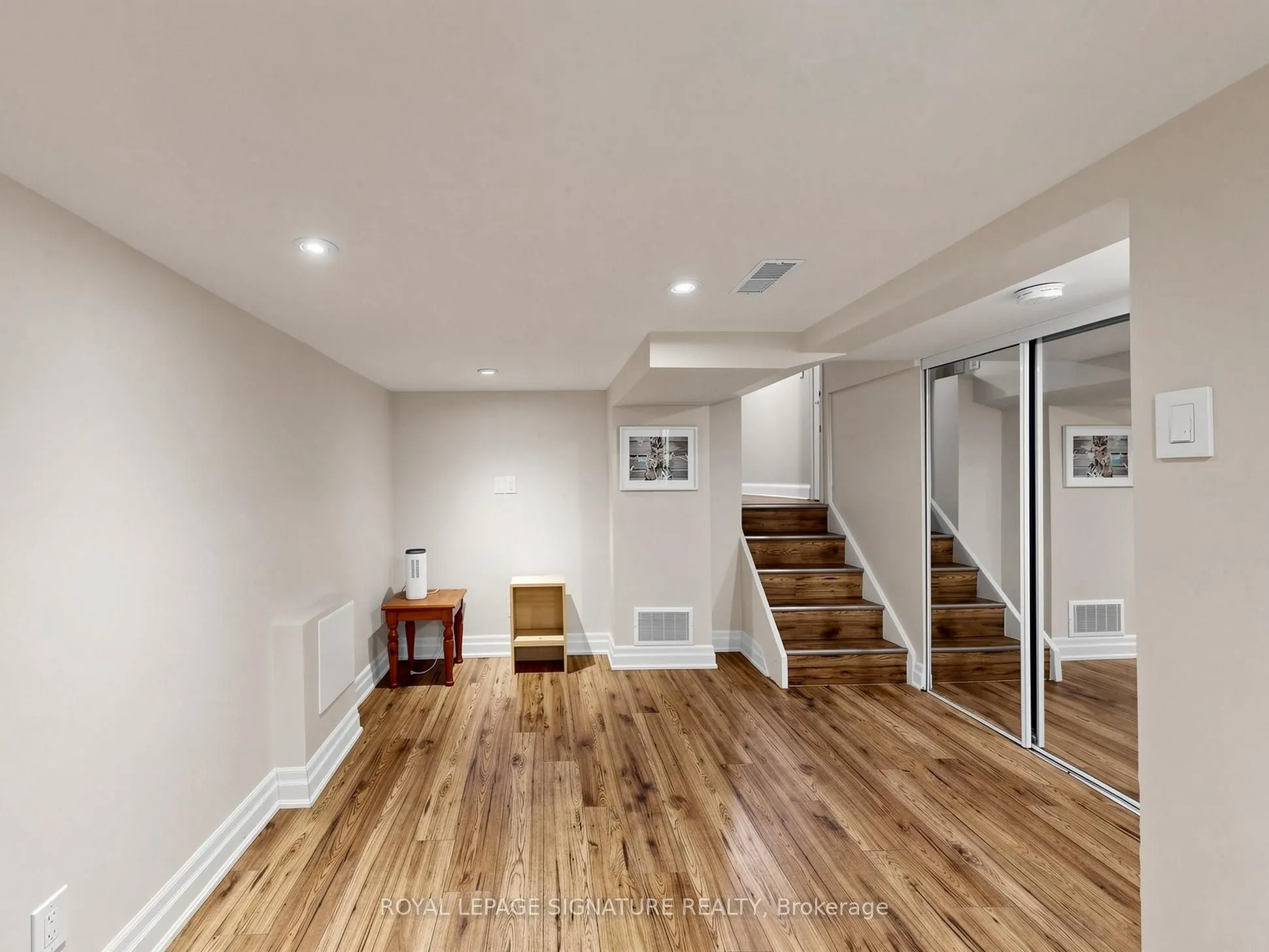 2094 Water's Edge Drive