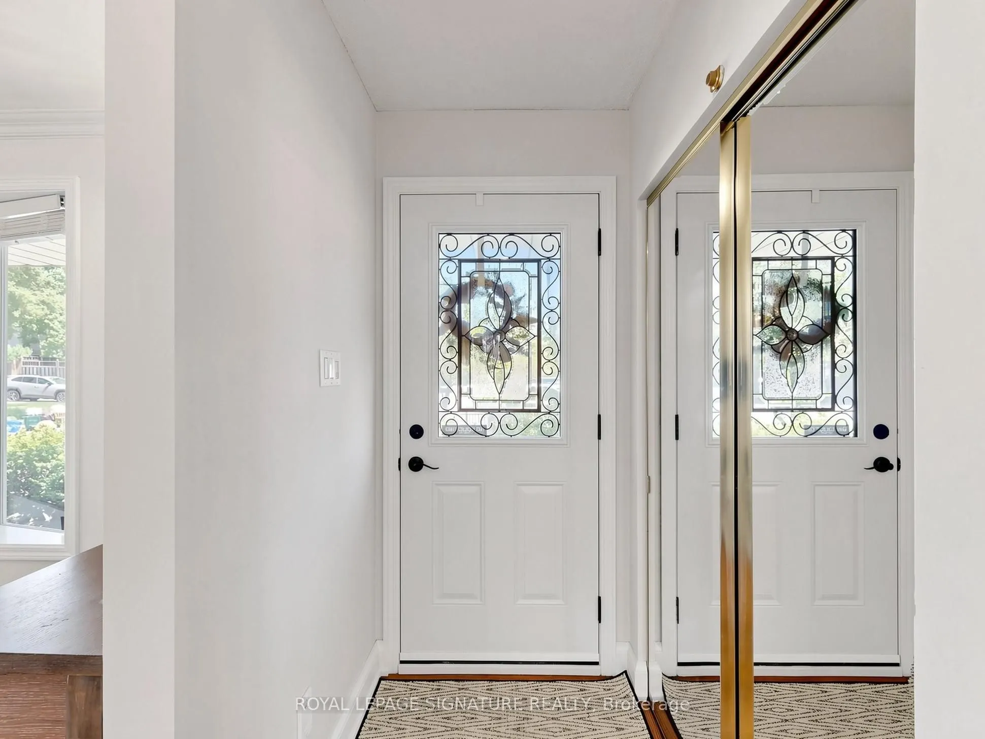 2094 Water's Edge Drive