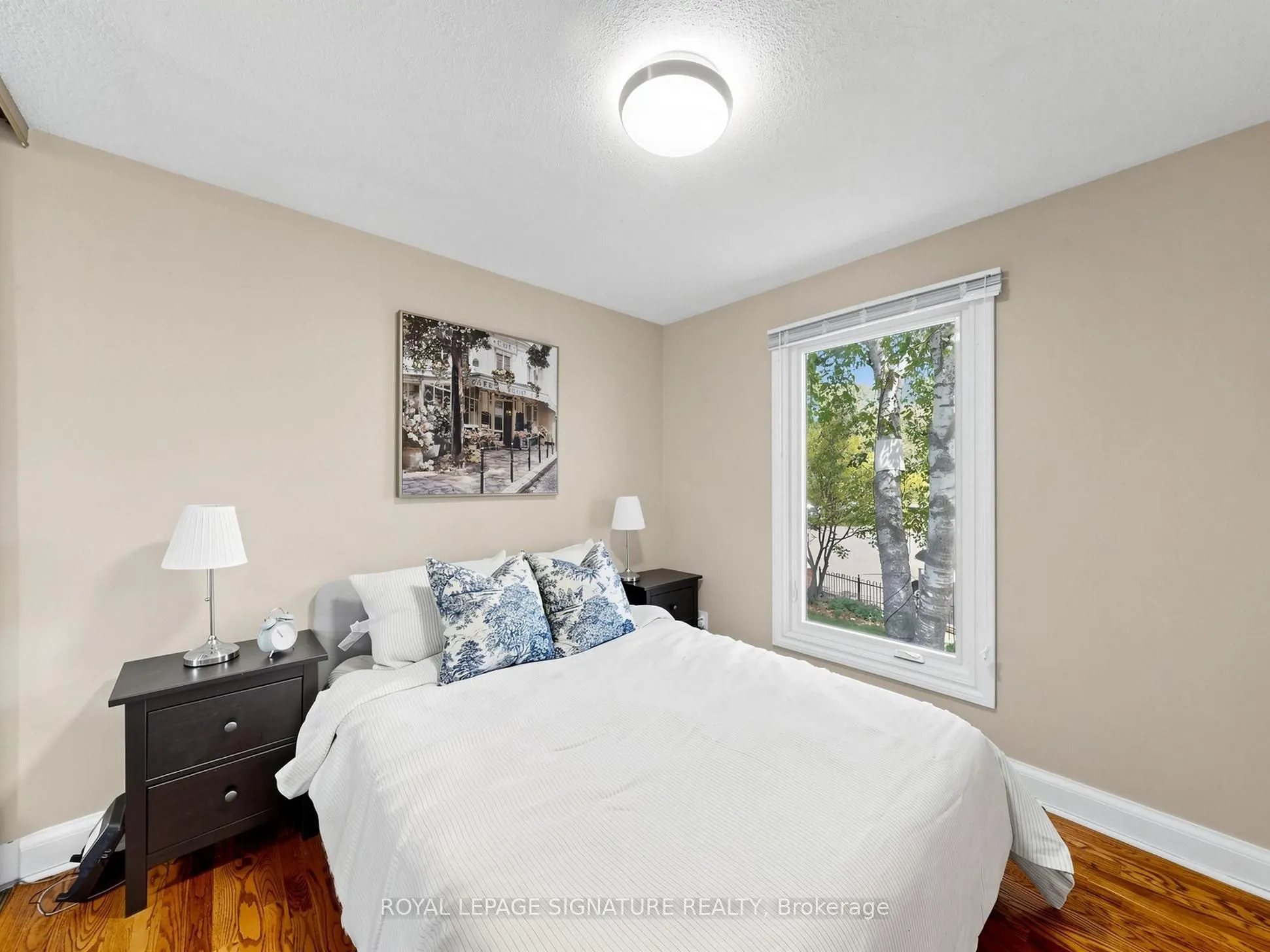 2094 Water's Edge Drive