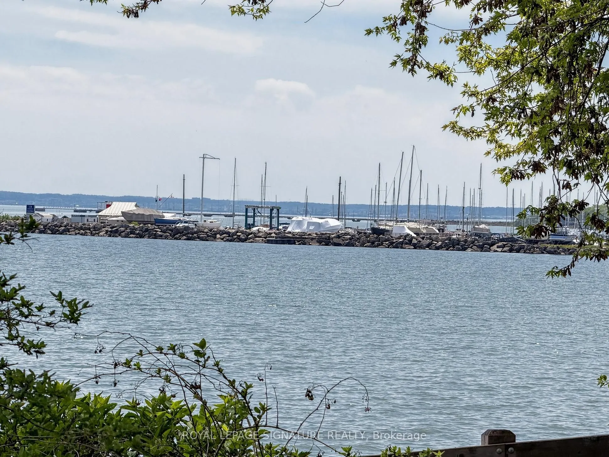 2094 Water's Edge Drive