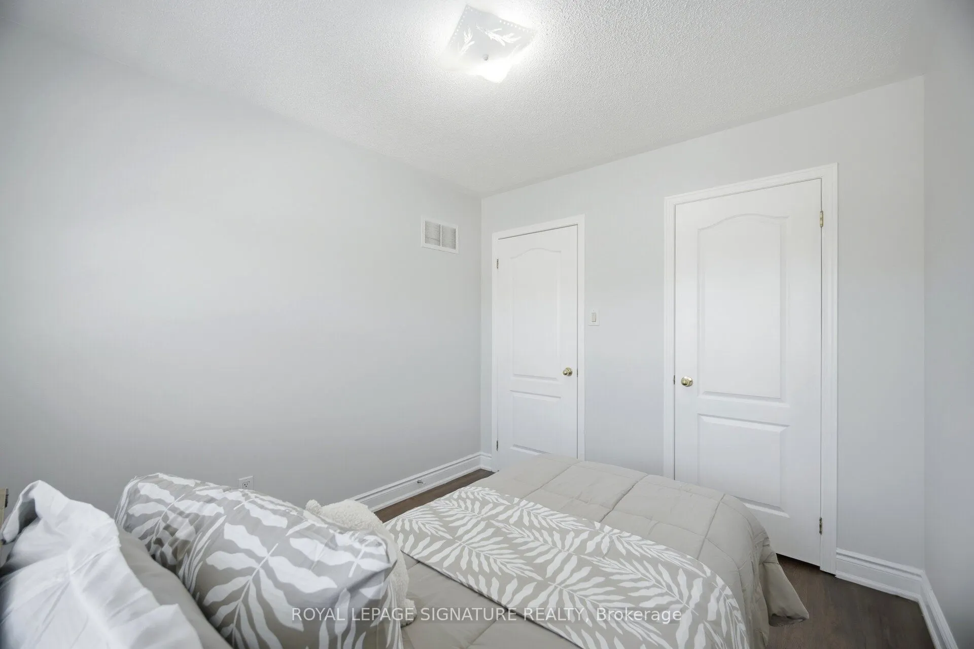 33 Bay Breeze Drive