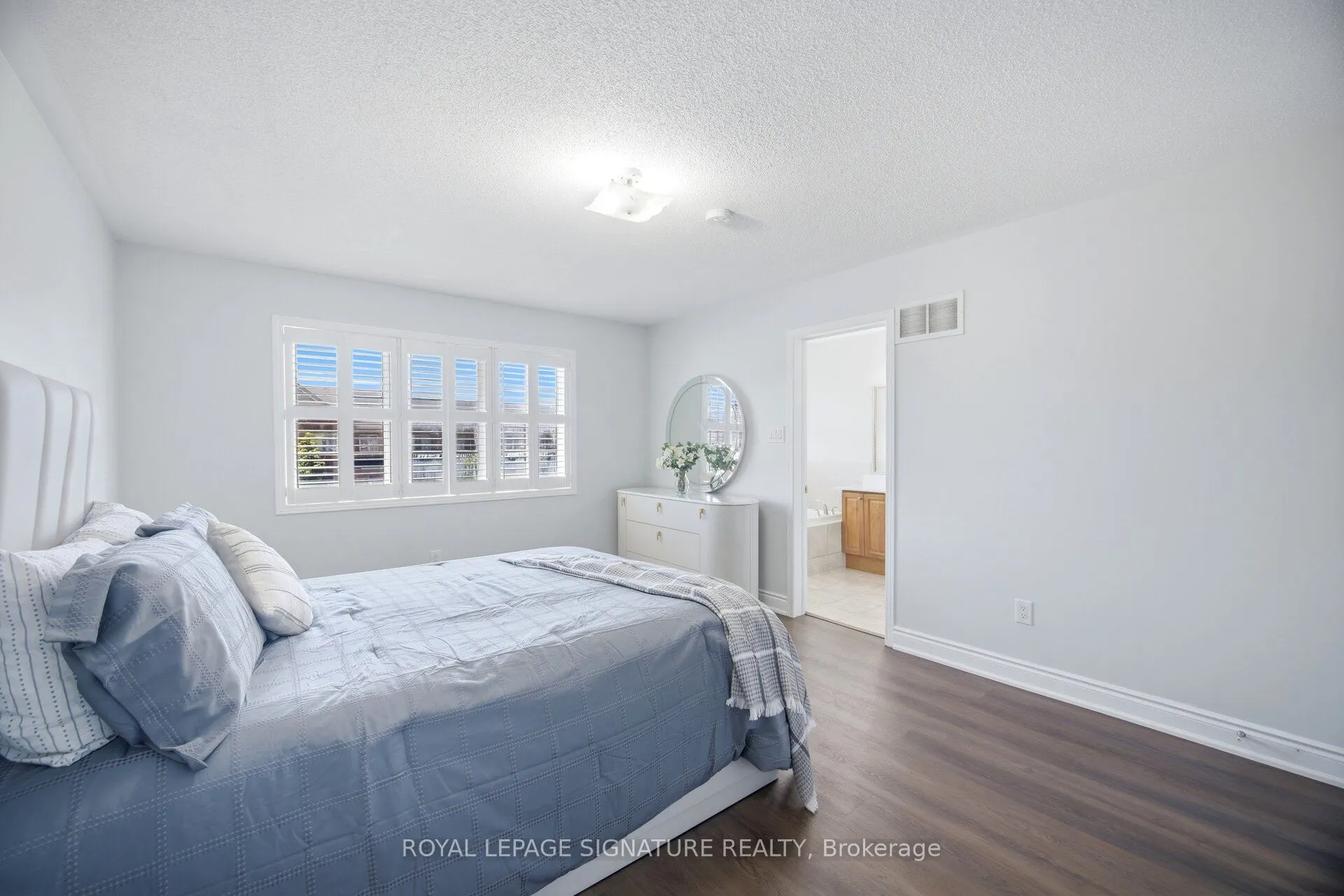 33 Bay Breeze Drive
