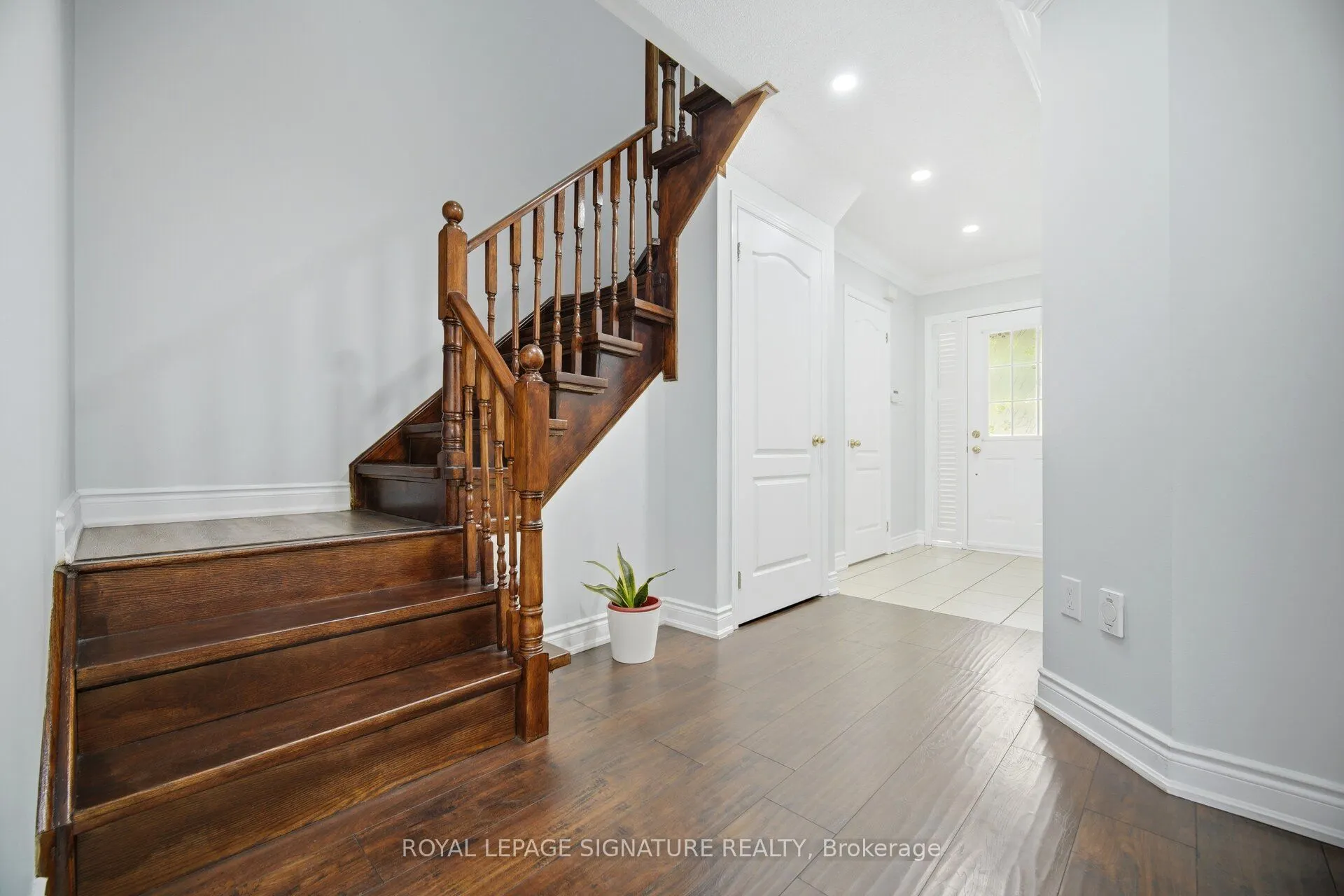 33 Bay Breeze Drive