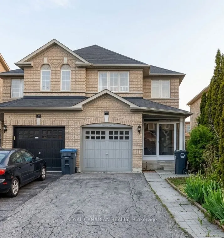 101 Crystalview Crescent