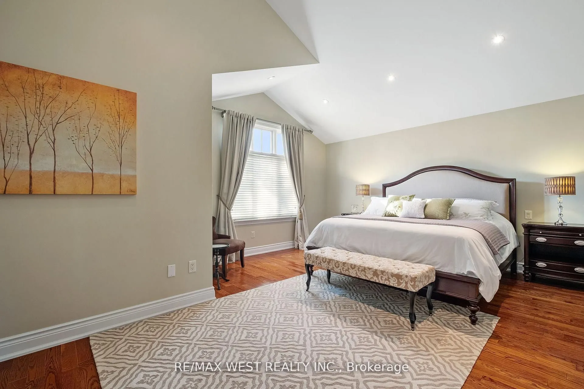 11 Tremont Road