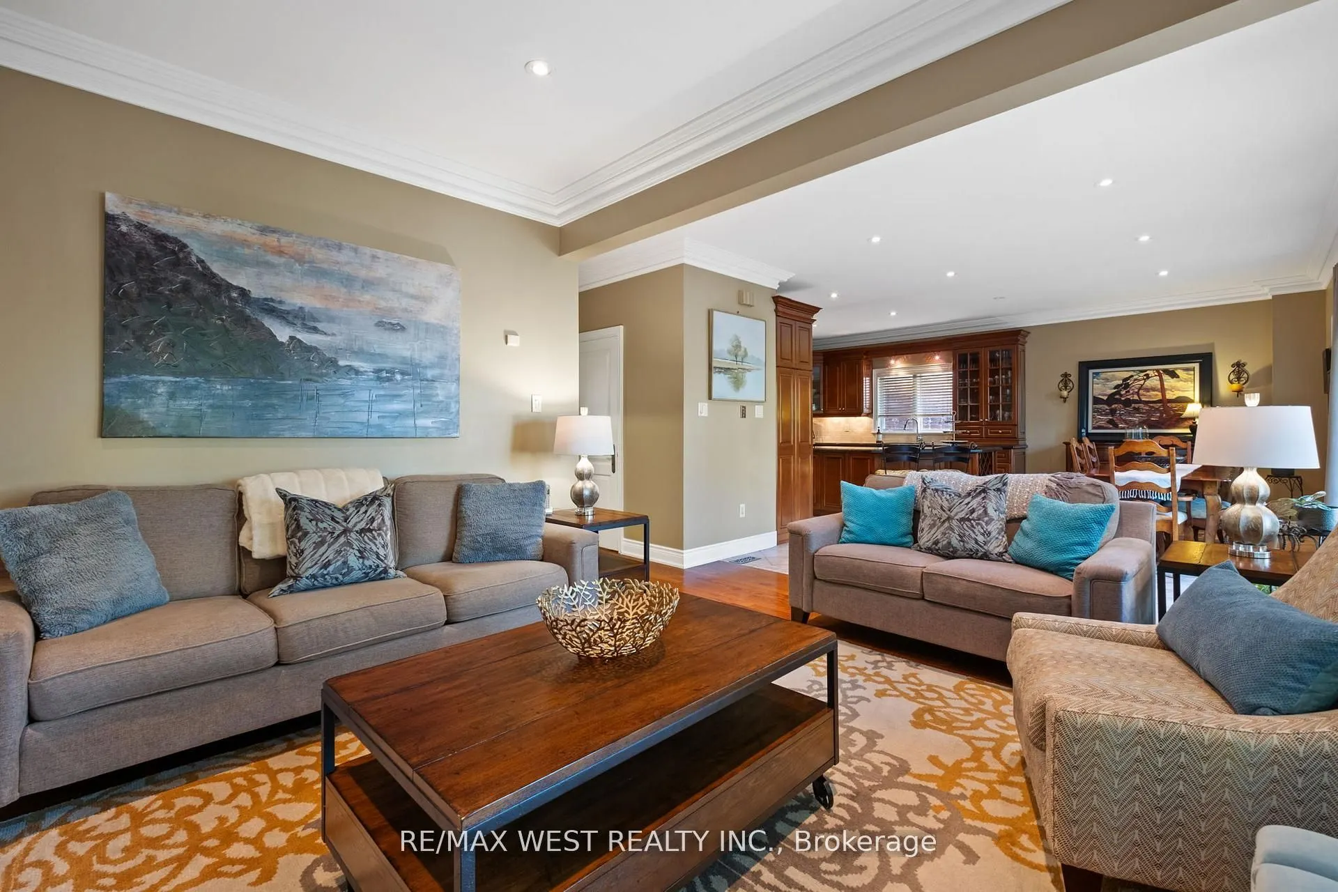 11 Tremont Road