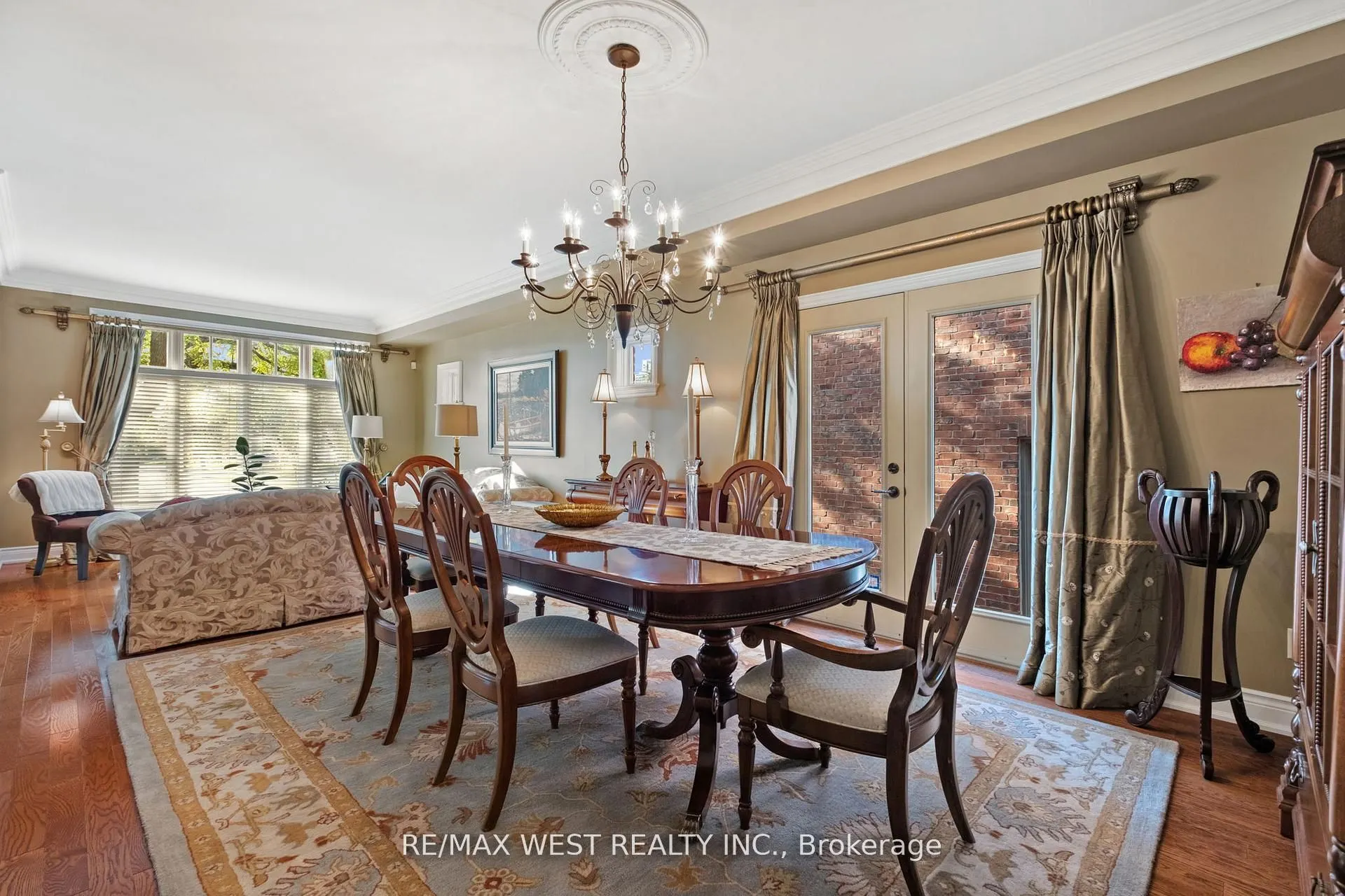 11 Tremont Road