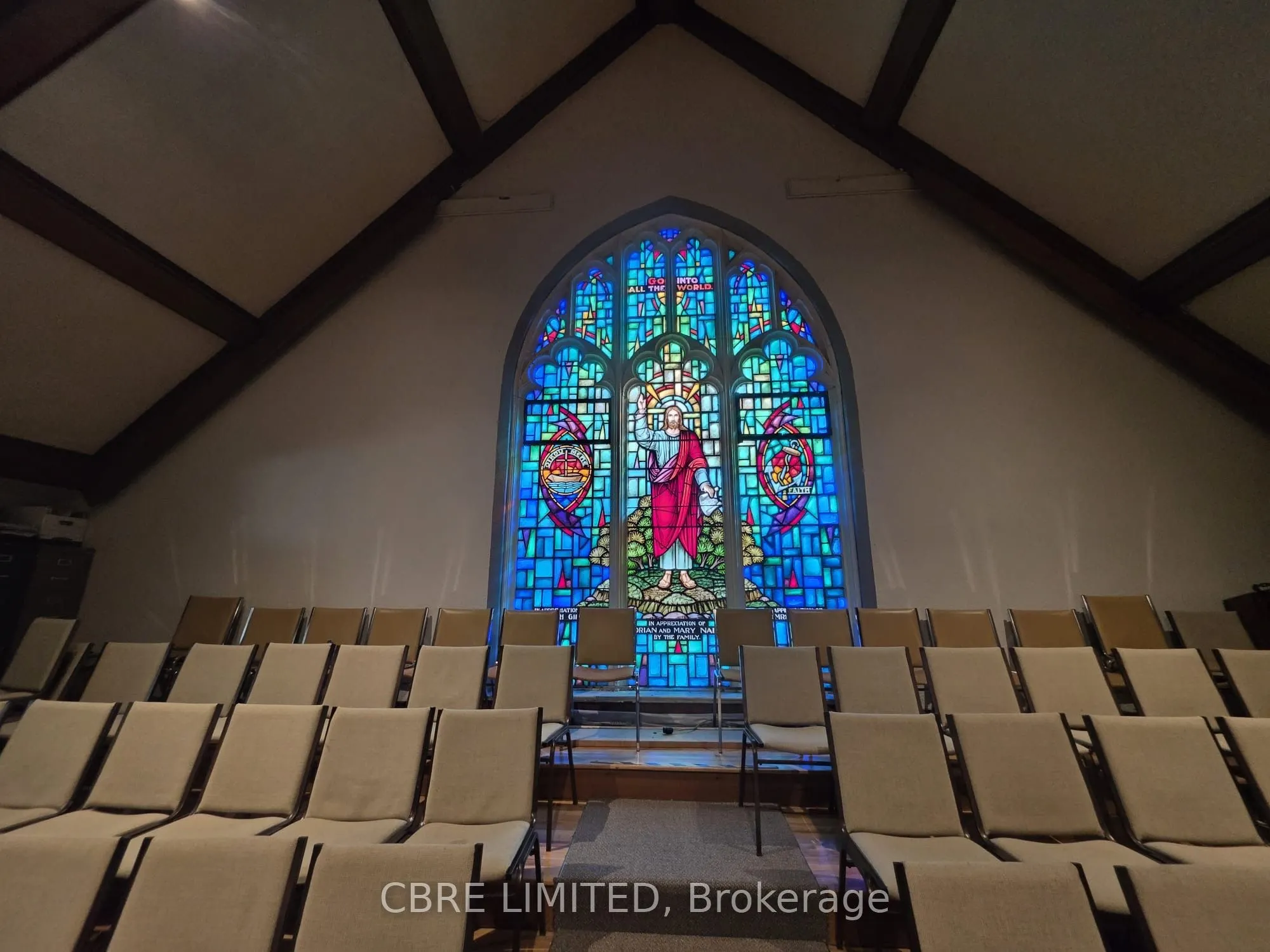 151 Lakeshore Road W