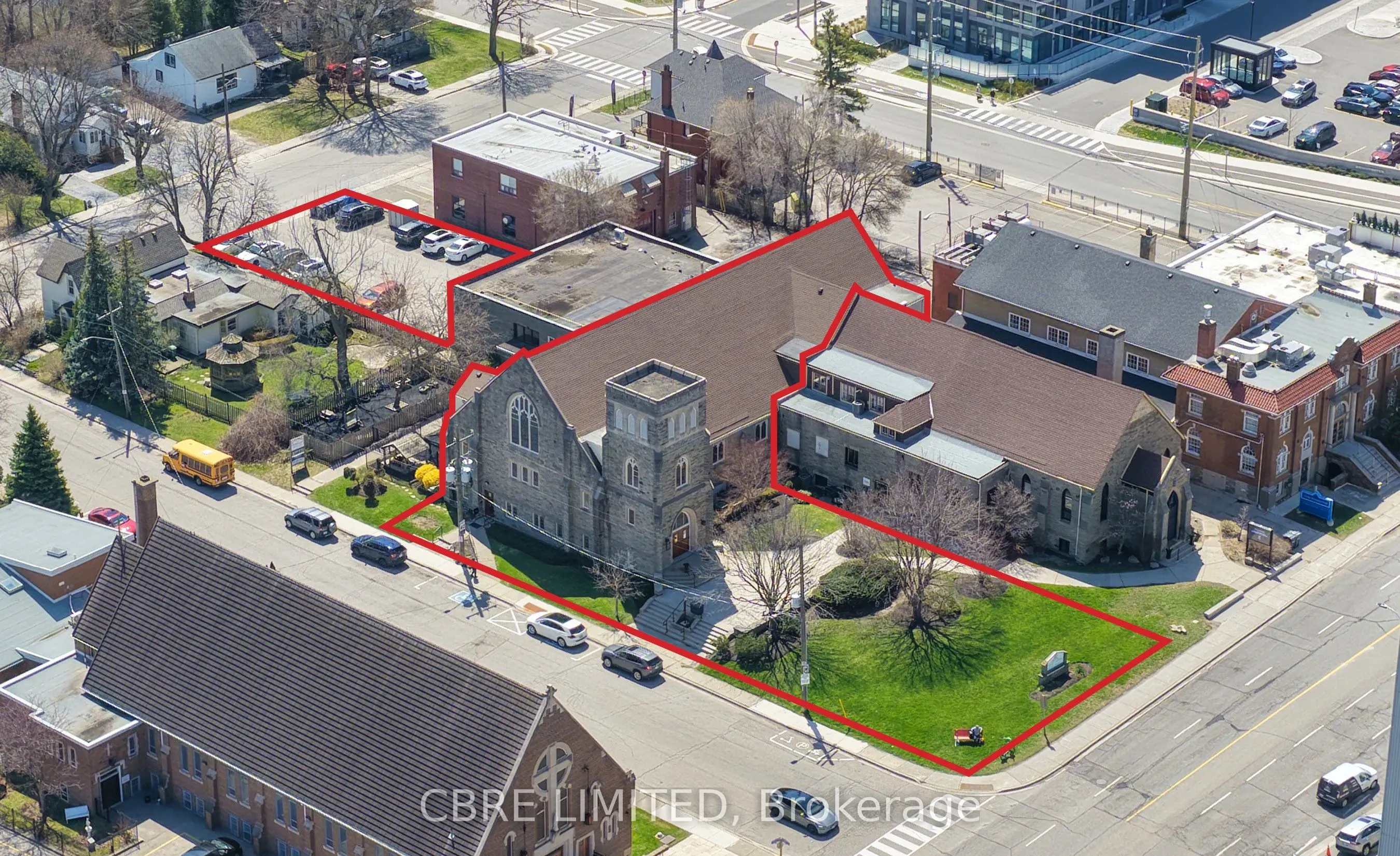 151 Lakeshore Road W