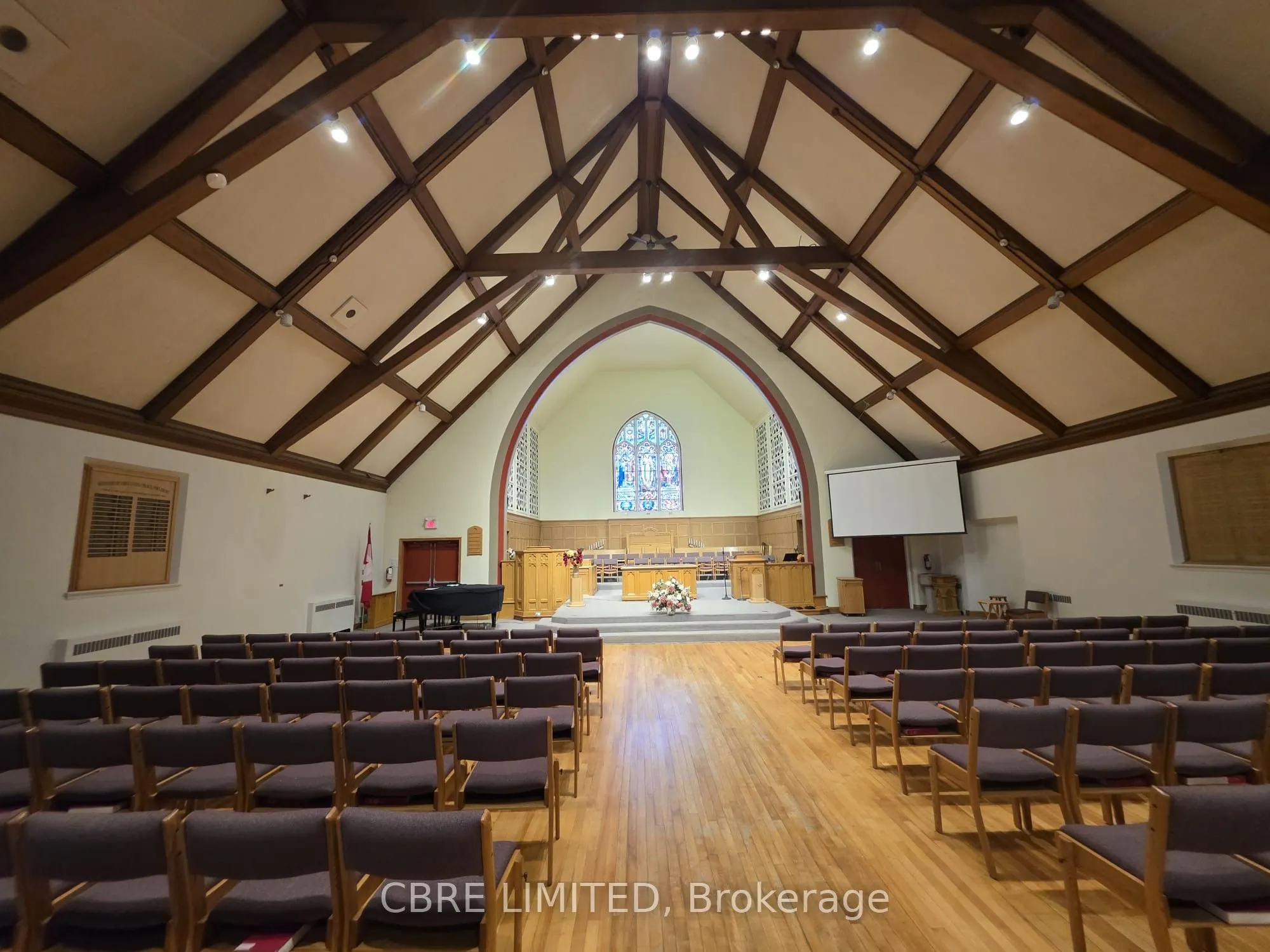 151 Lakeshore Road W