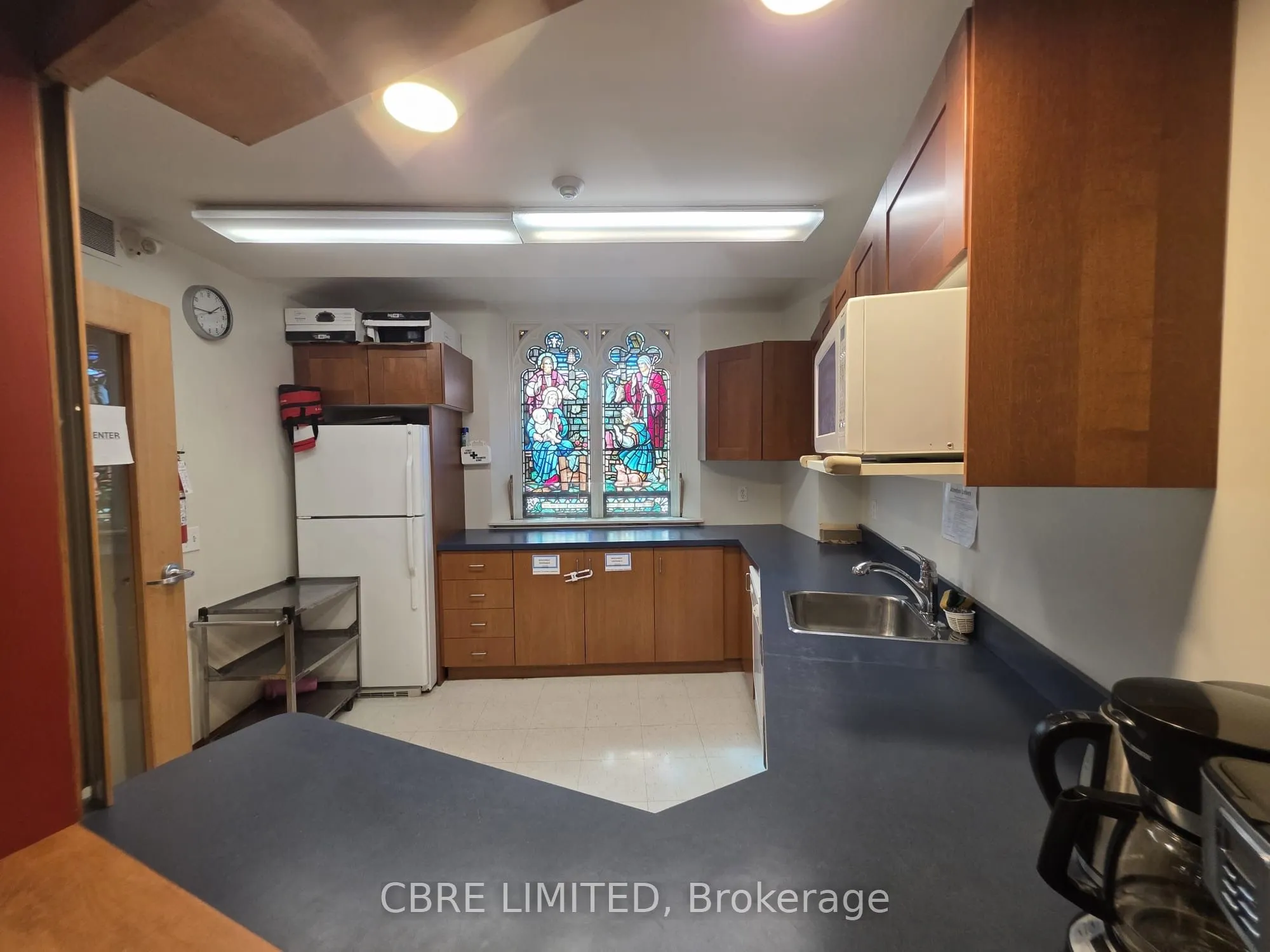 151 Lakeshore Road W