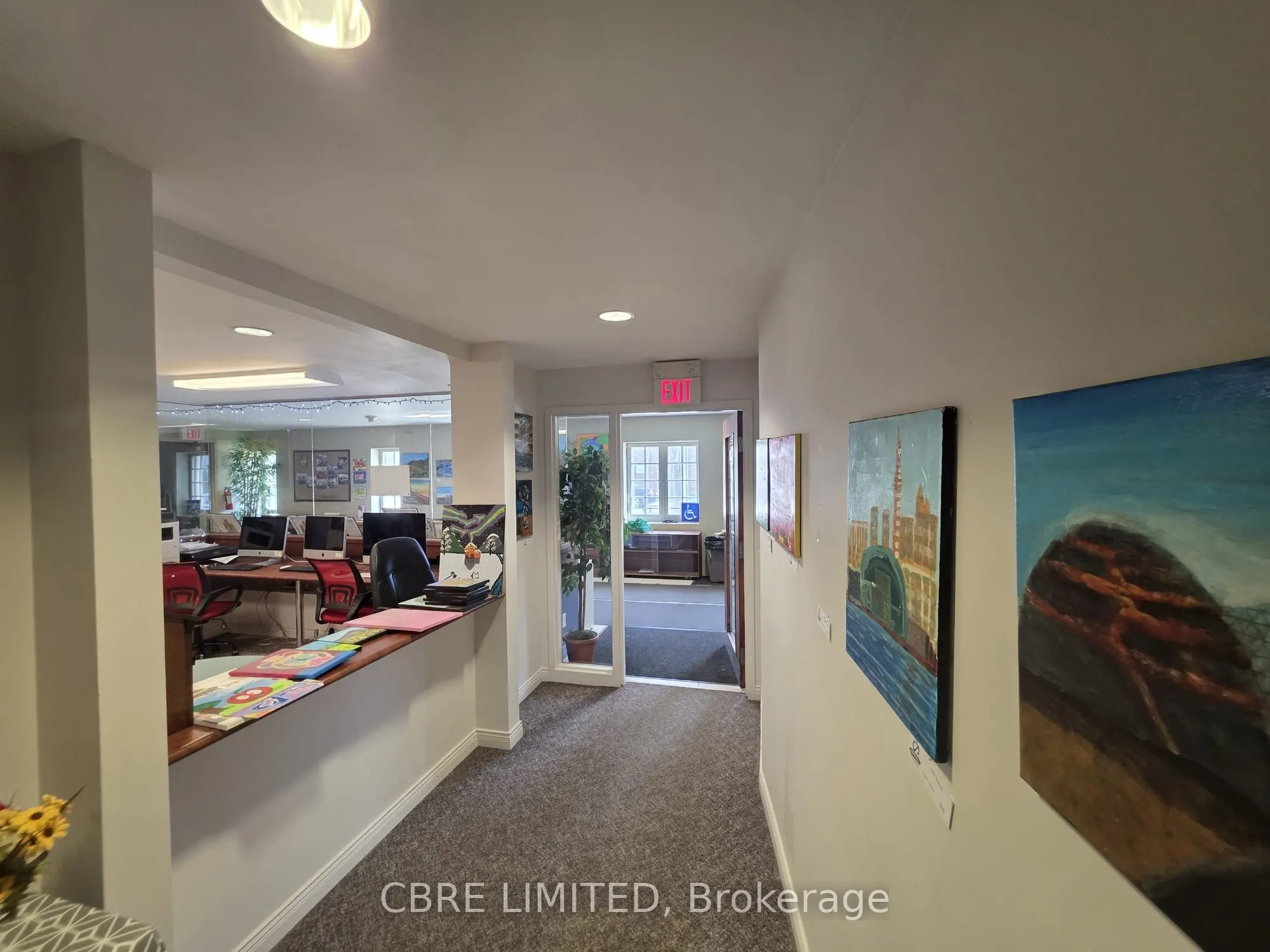 151 Lakeshore Road W
