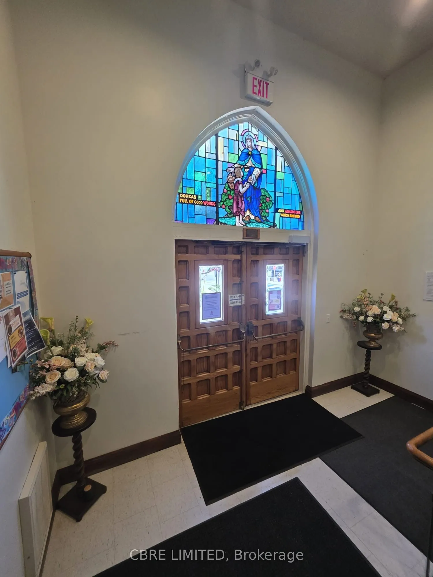 151 Lakeshore Road W