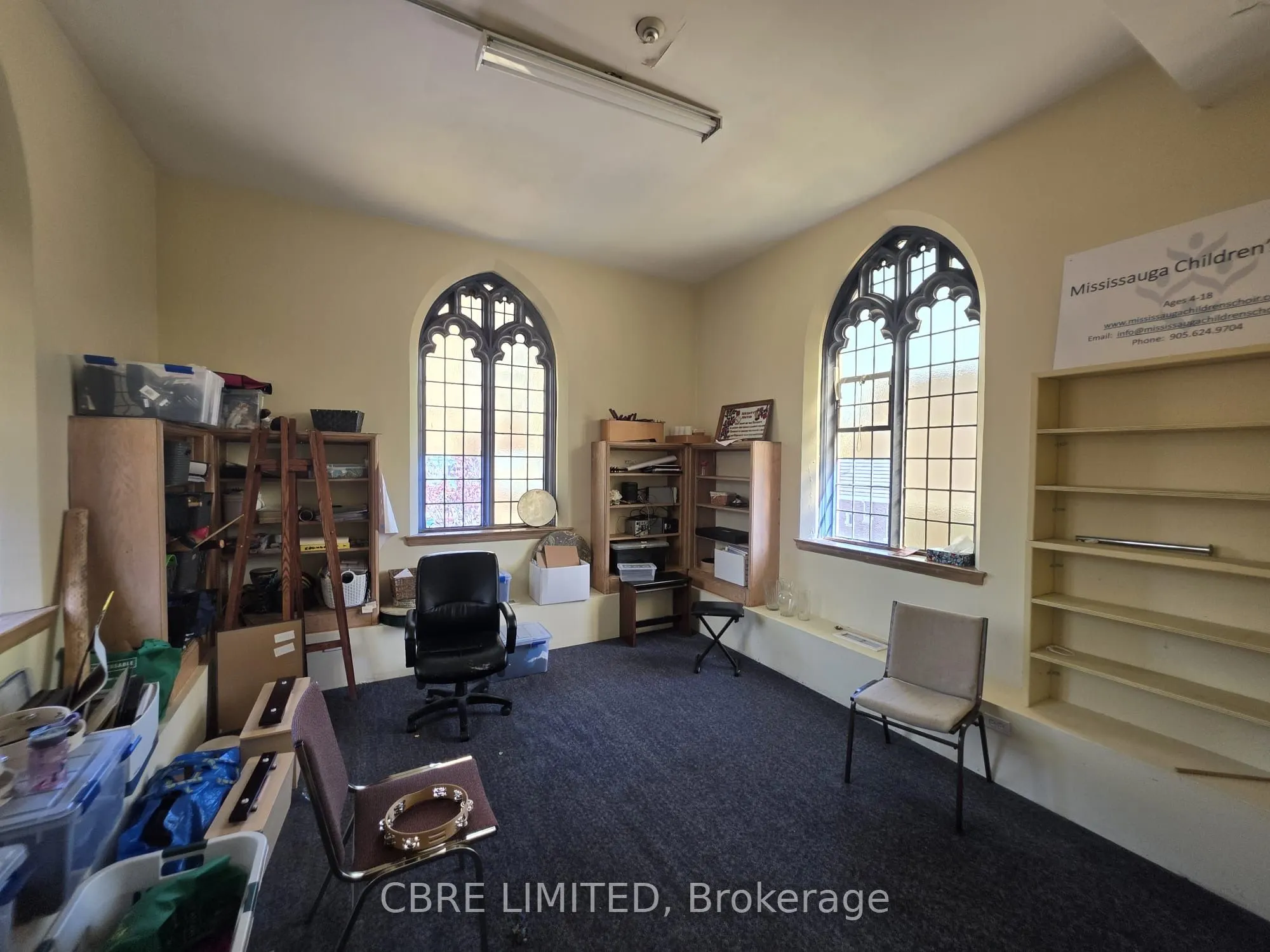 151 Lakeshore Road W