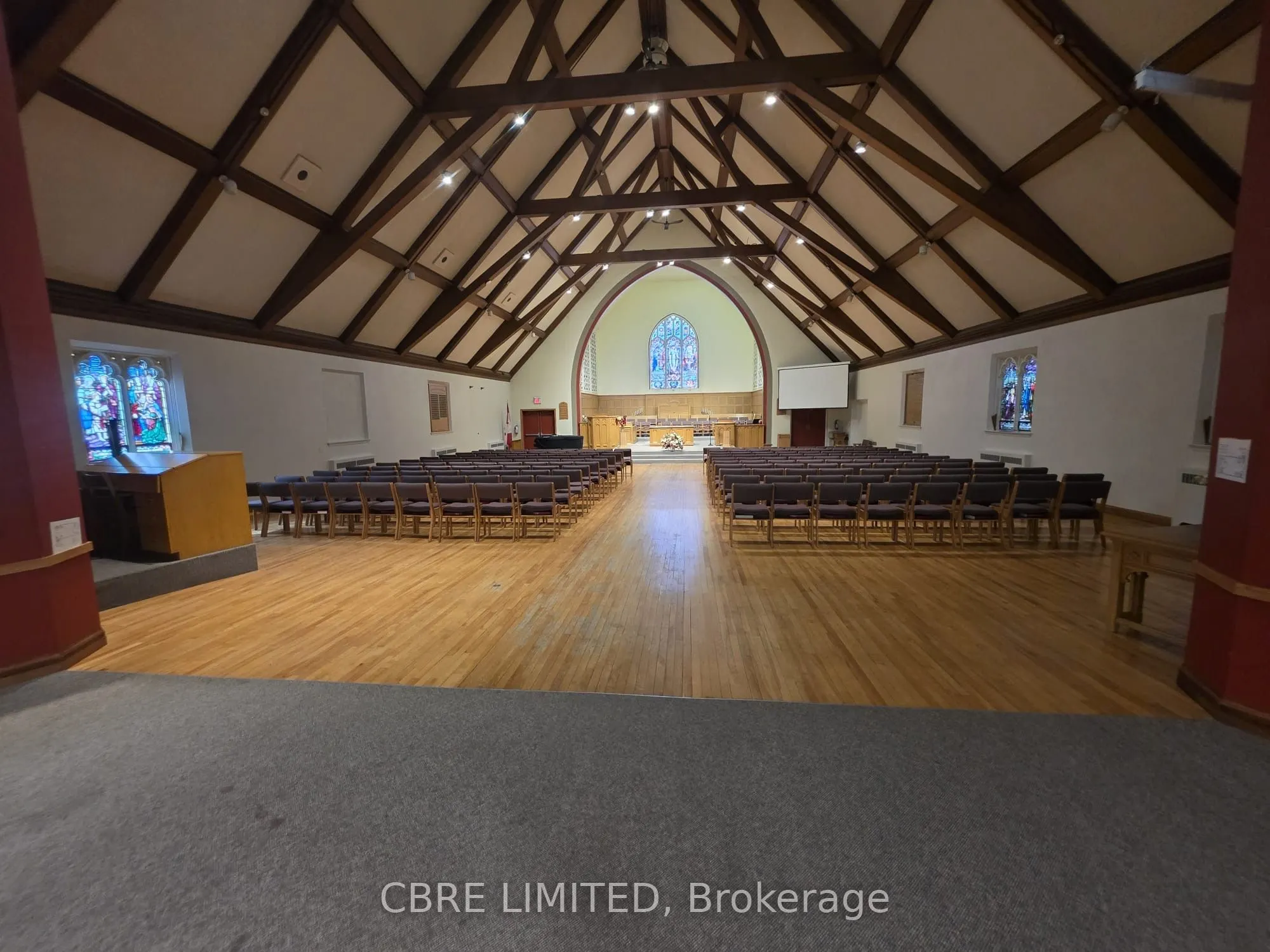 151 Lakeshore Road W