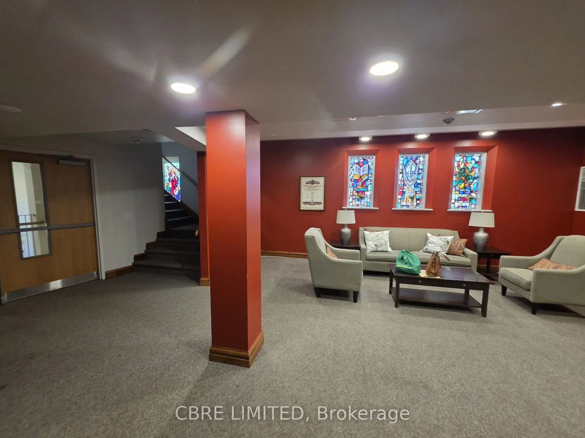 151 Lakeshore Road W