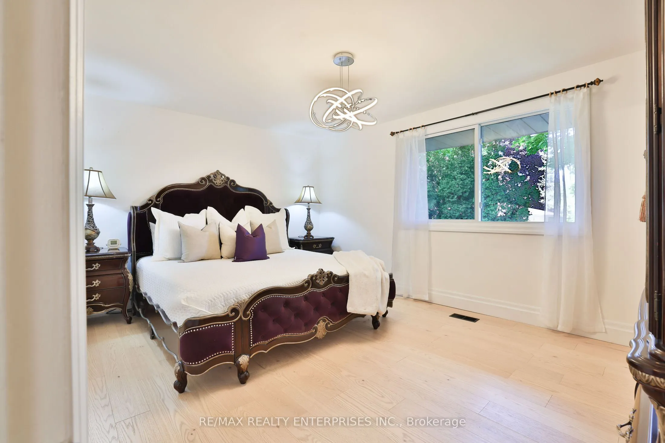 625 Sir Richards Road