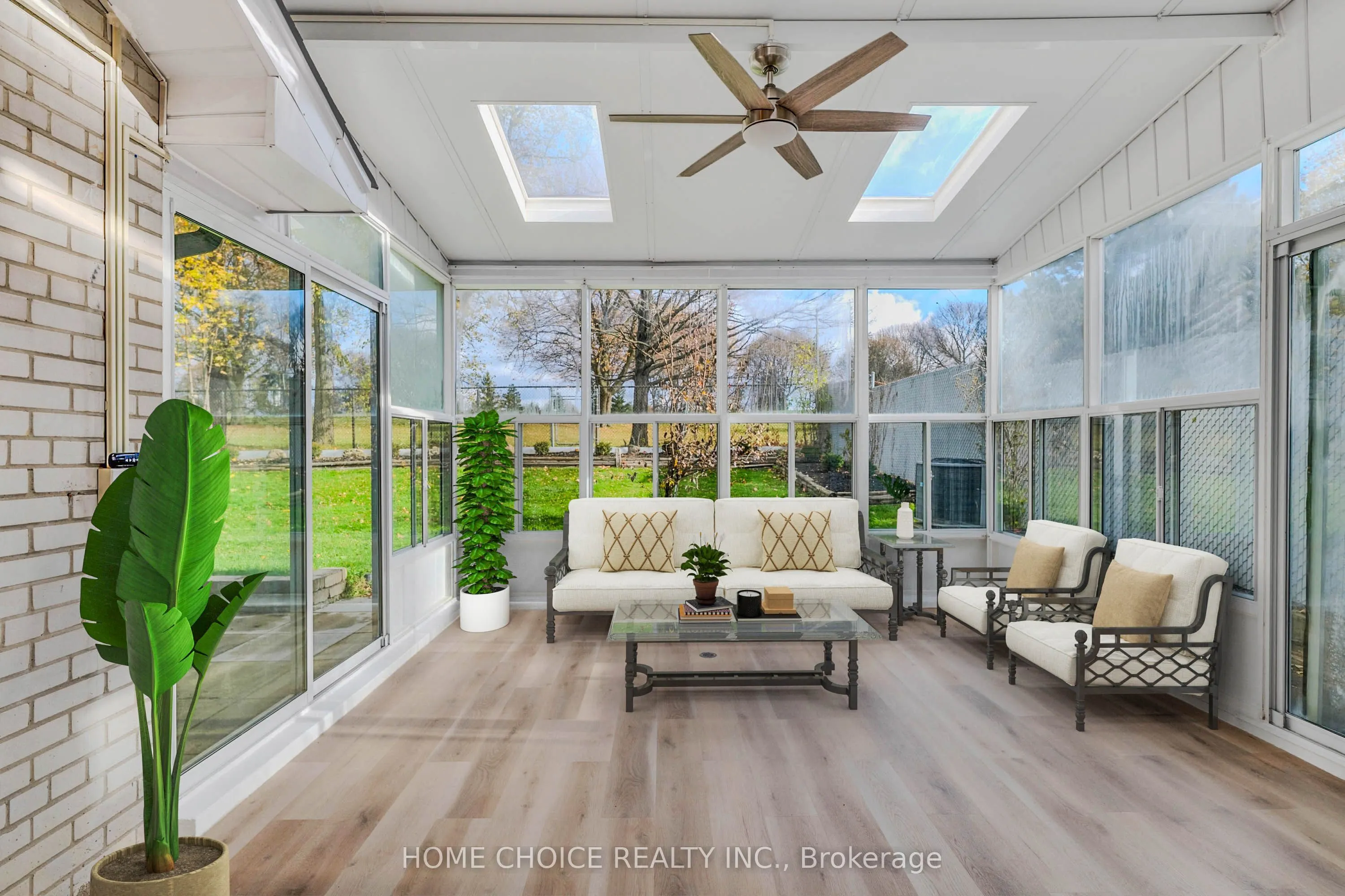 43 Golfwood Heights E