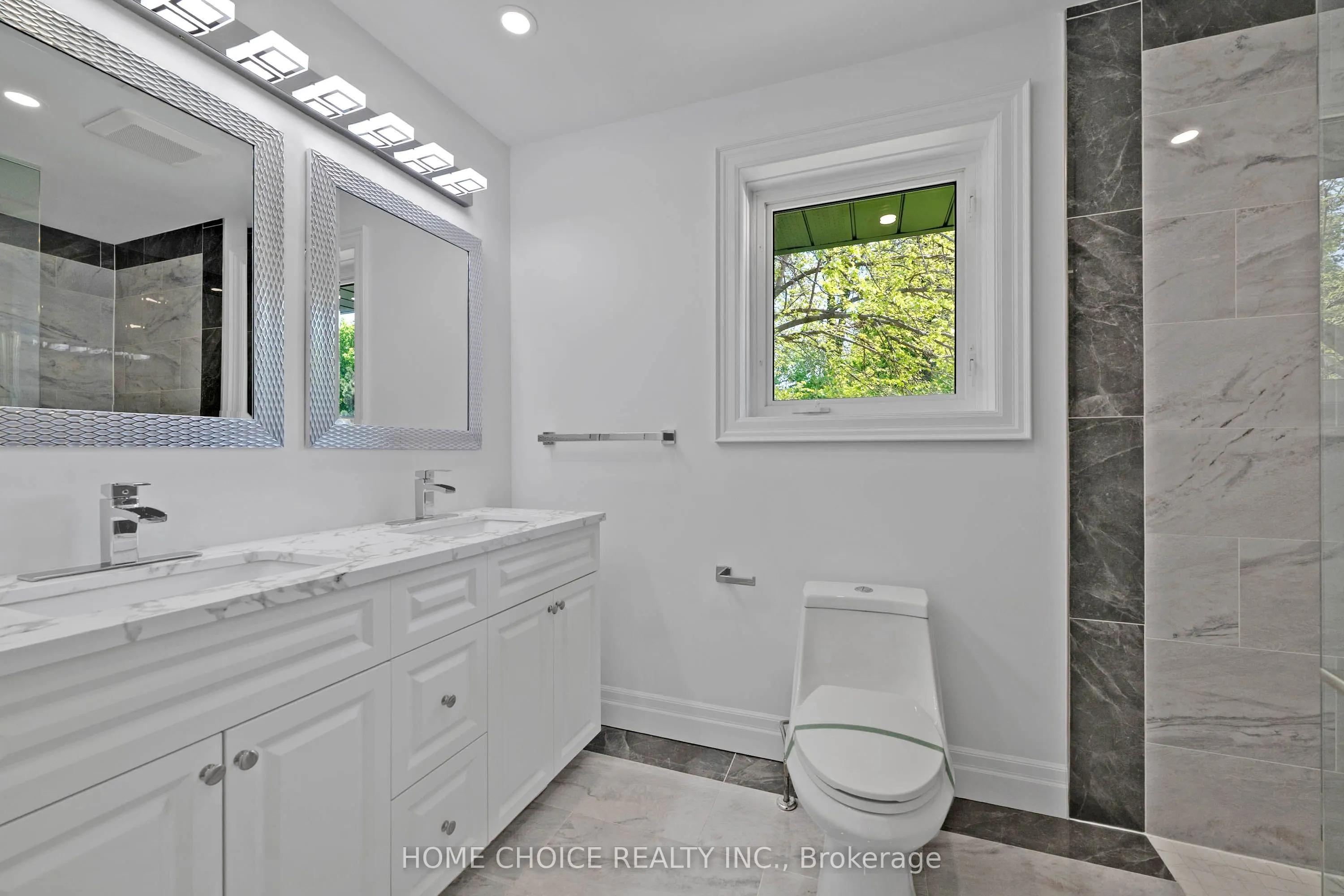 43 Golfwood Heights E