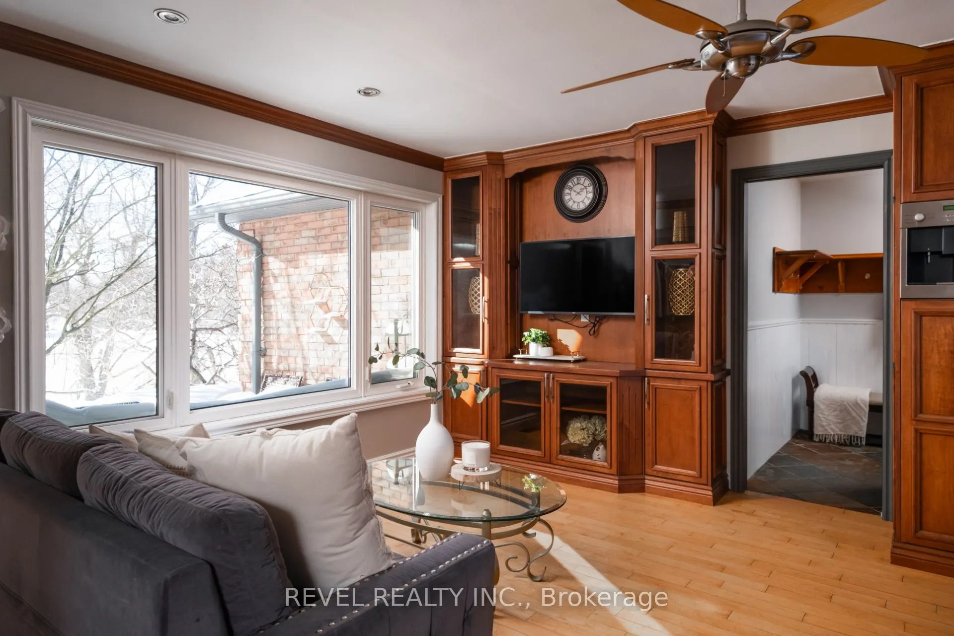 14227 Trafalgar Road