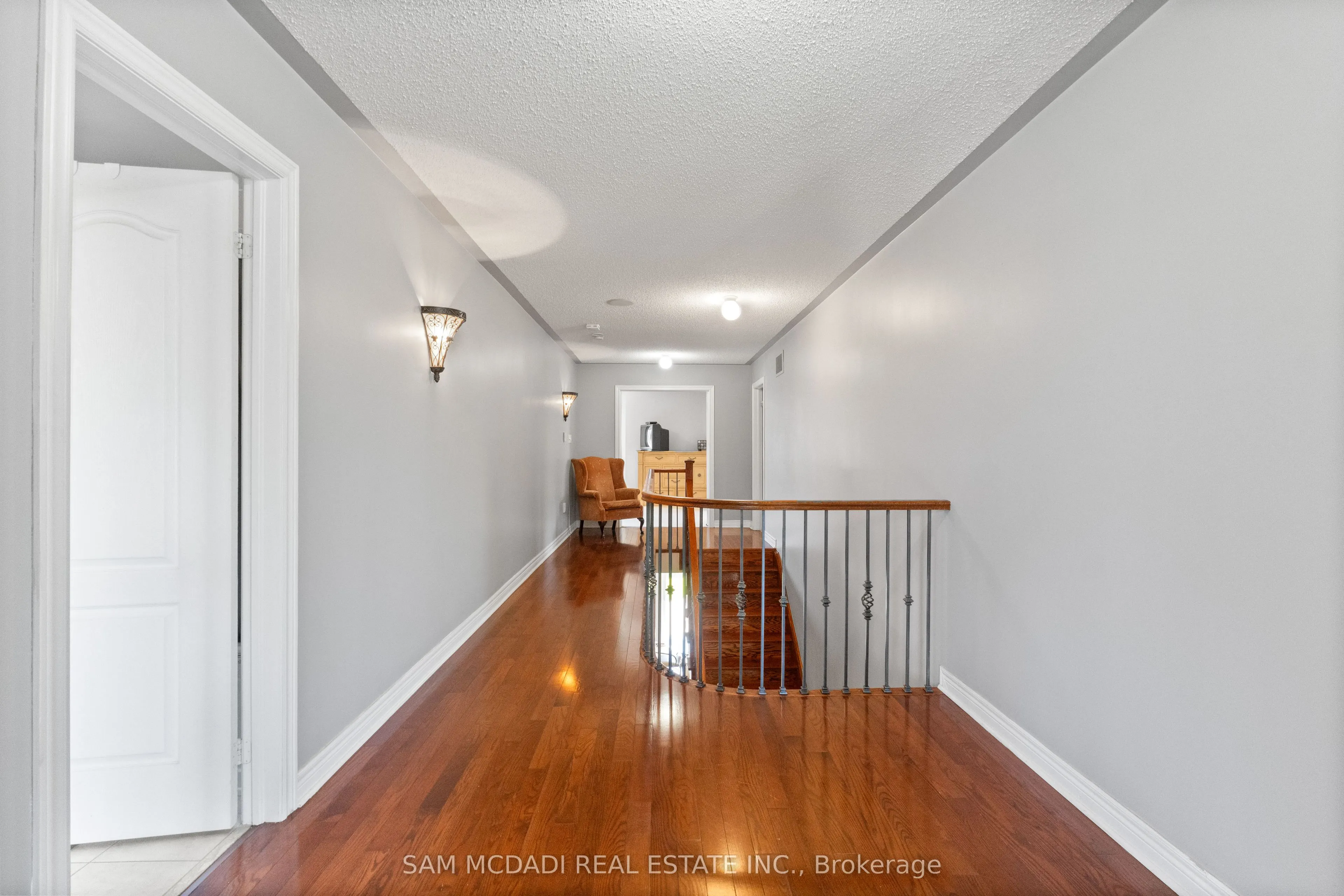 2476 Palmerston Road