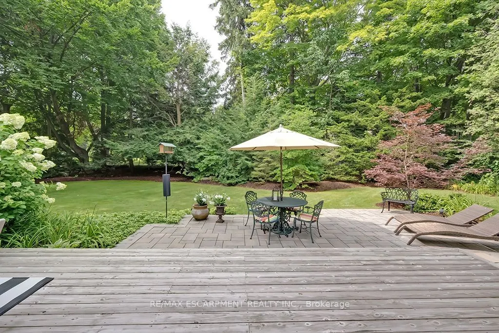 7 Colonial Crescent