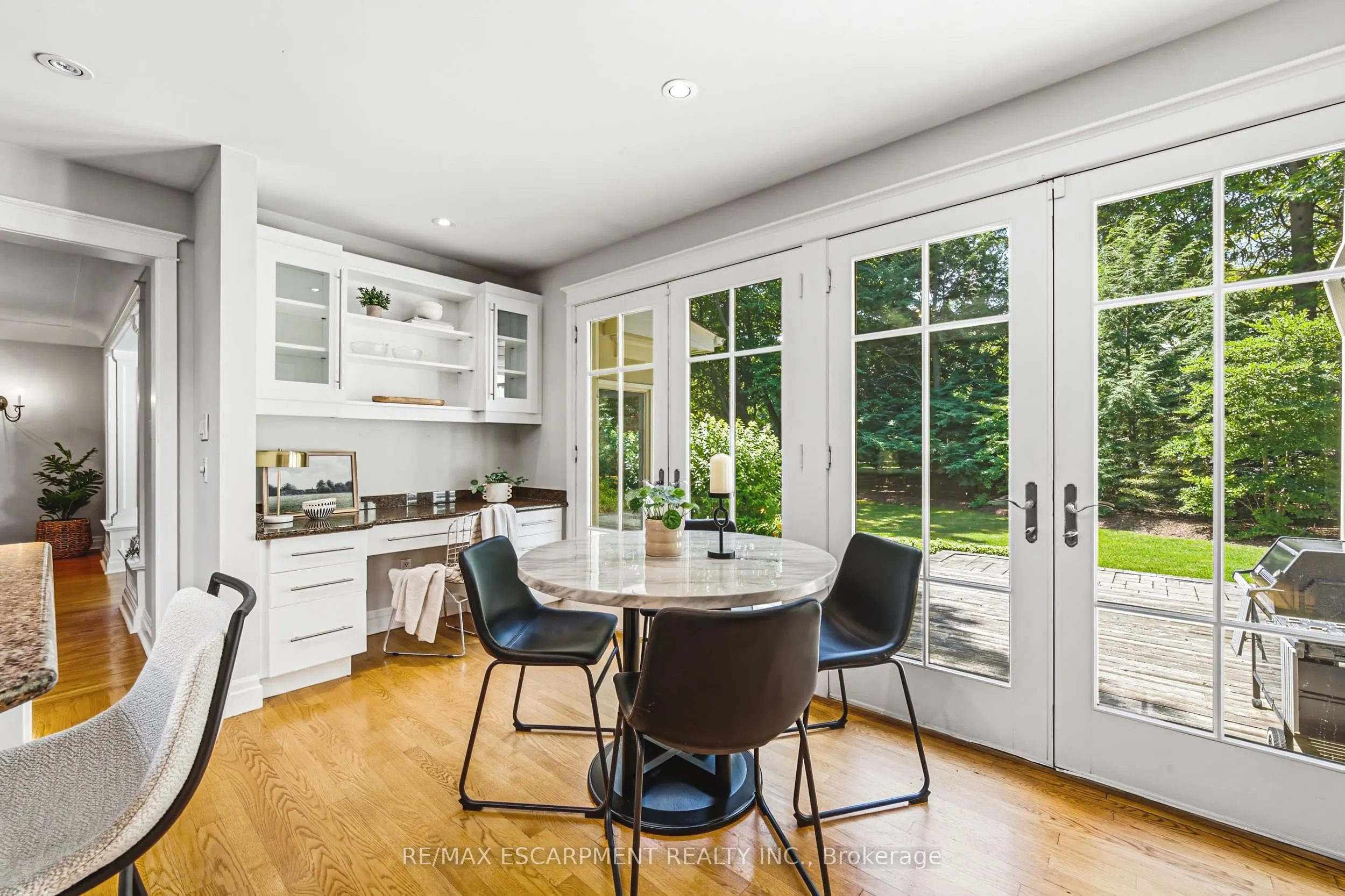 7 Colonial Crescent
