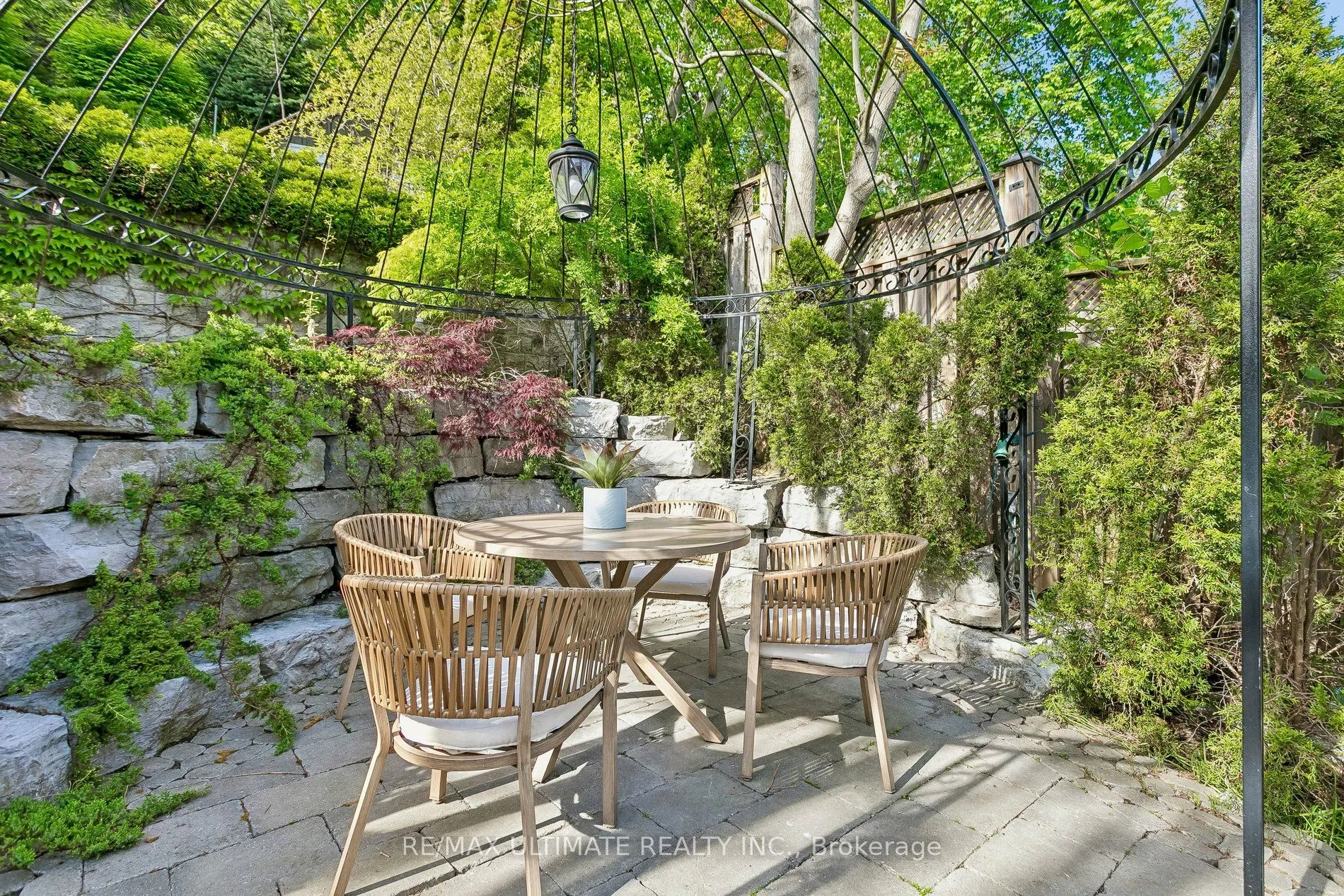 73 Bonnyview Drive