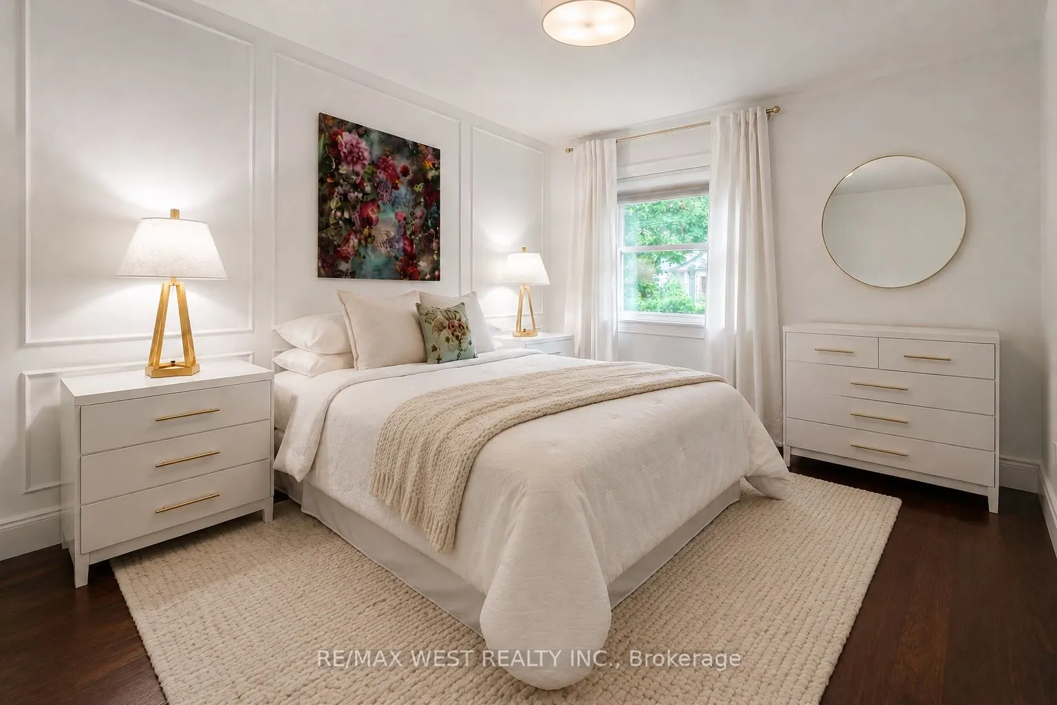 12 Brentwood Road S