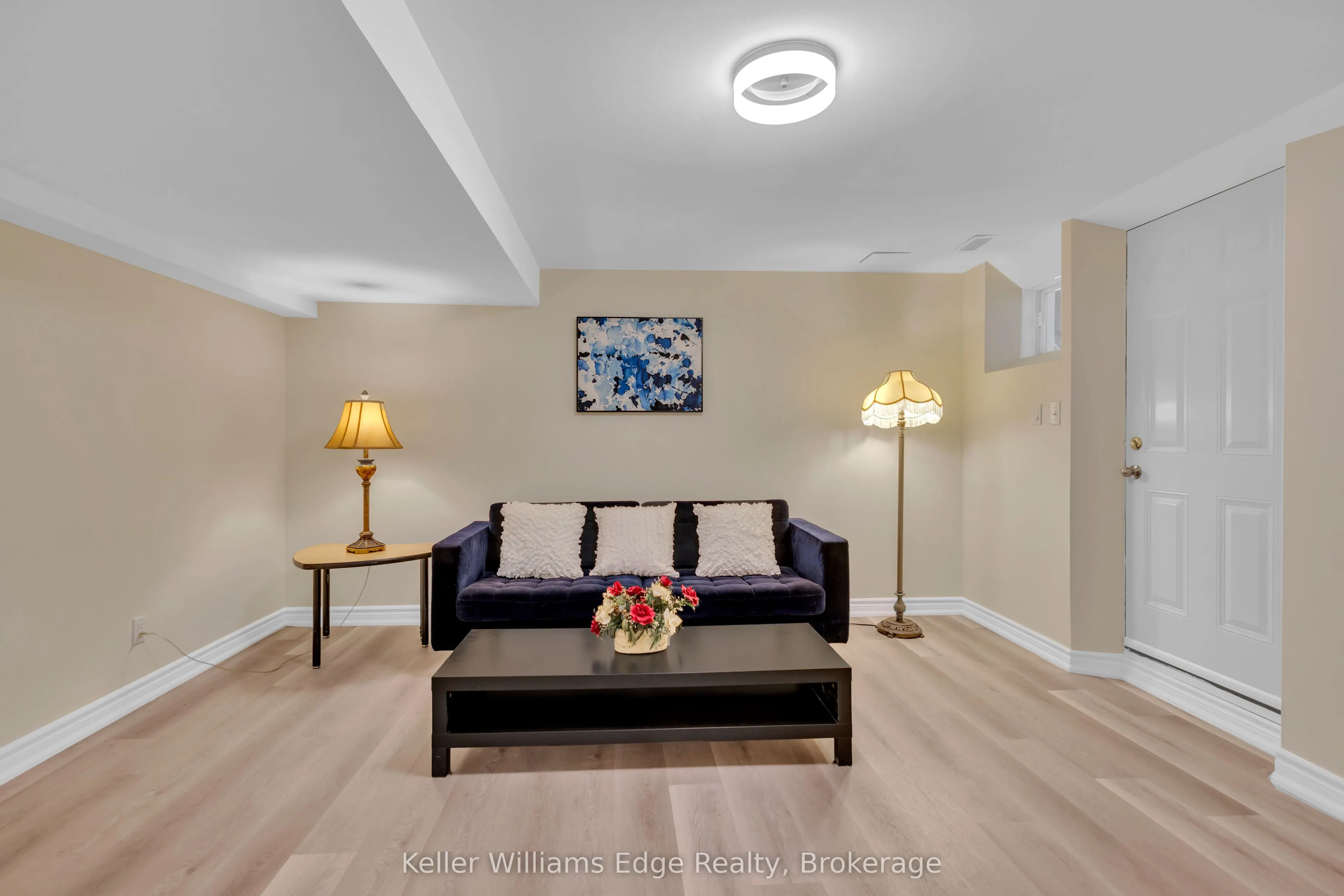 2241 Adirondak Trail