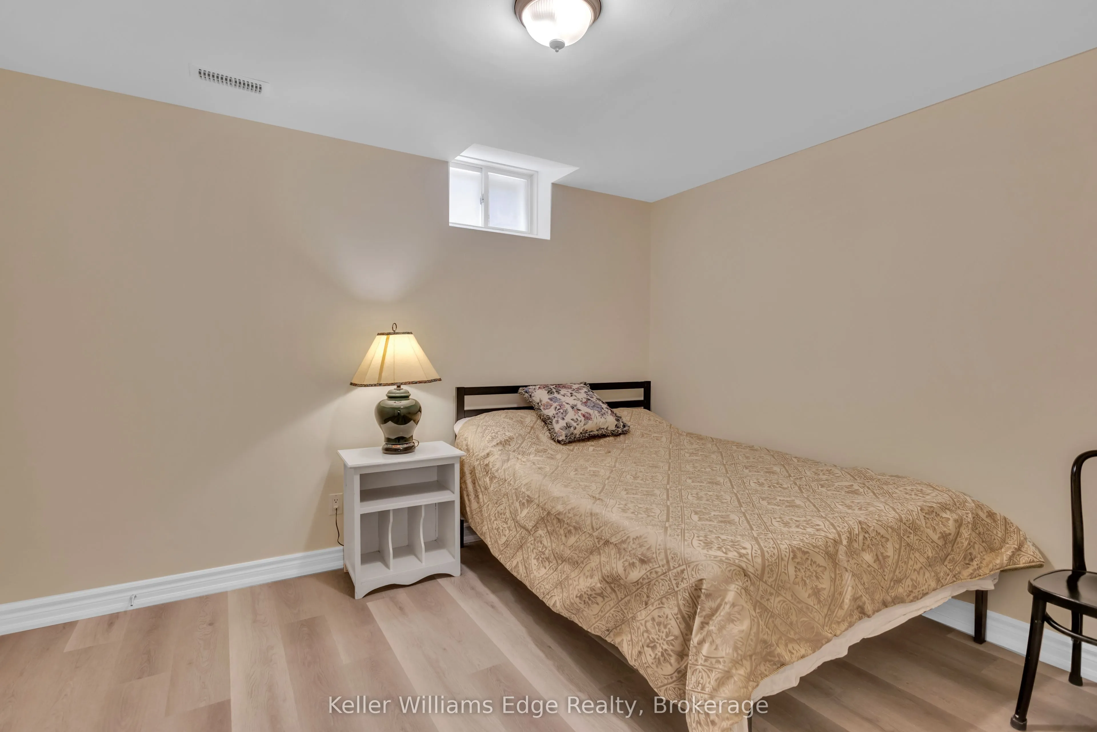 2241 Adirondak Trail