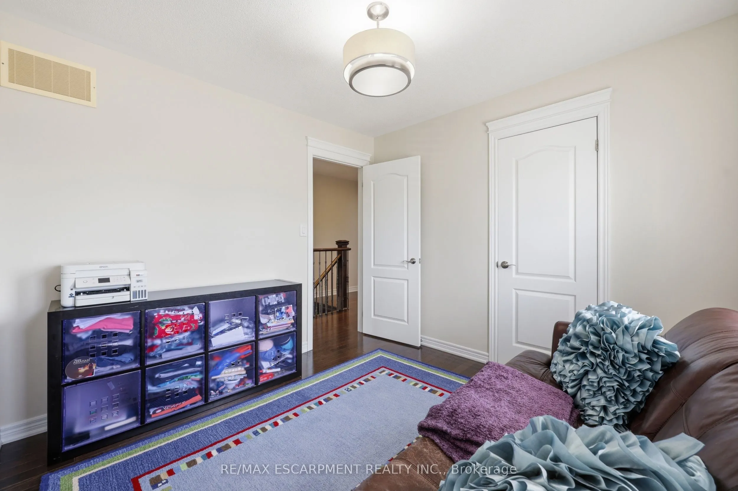 4645 Doug Wright Drive