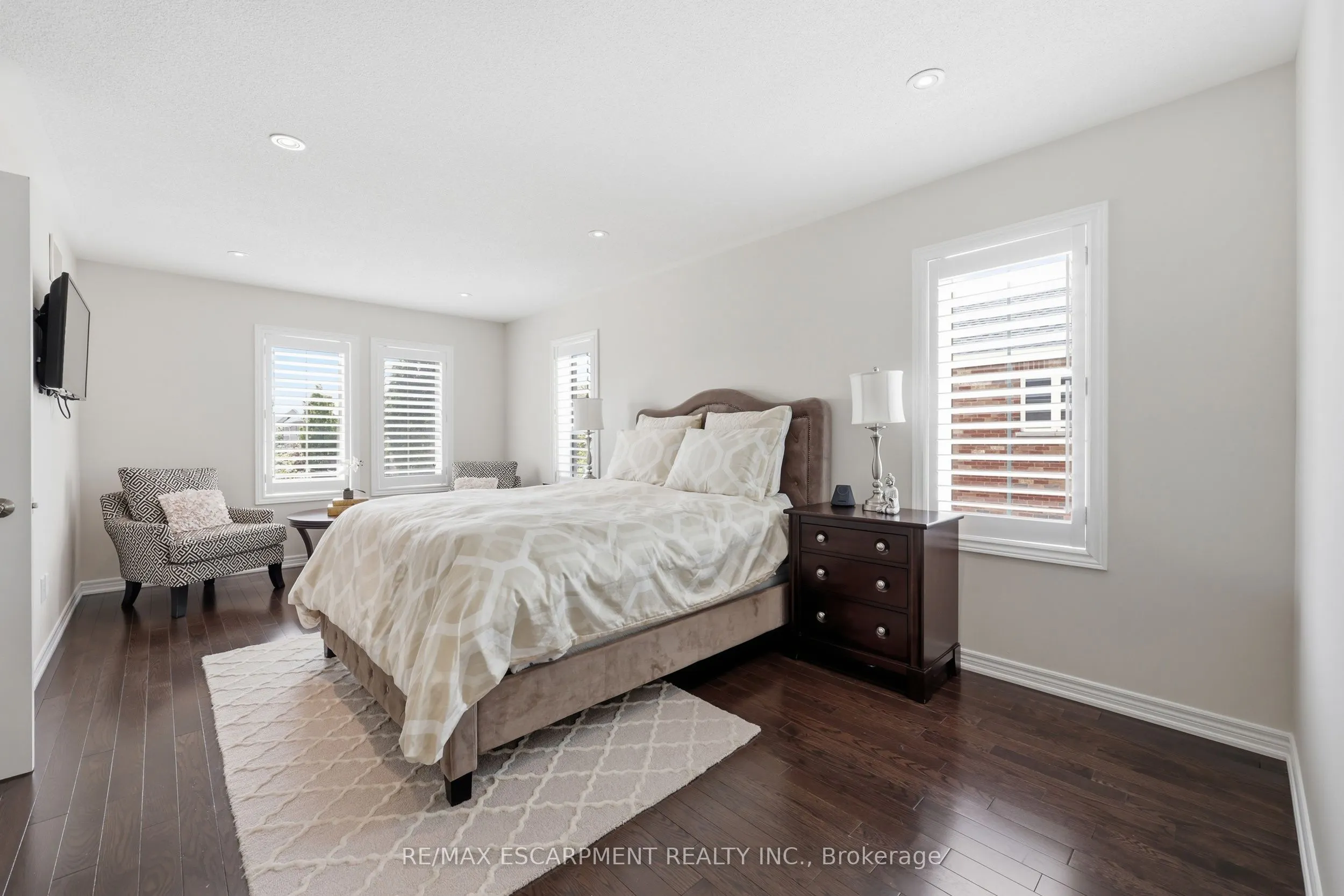 4645 Doug Wright Drive