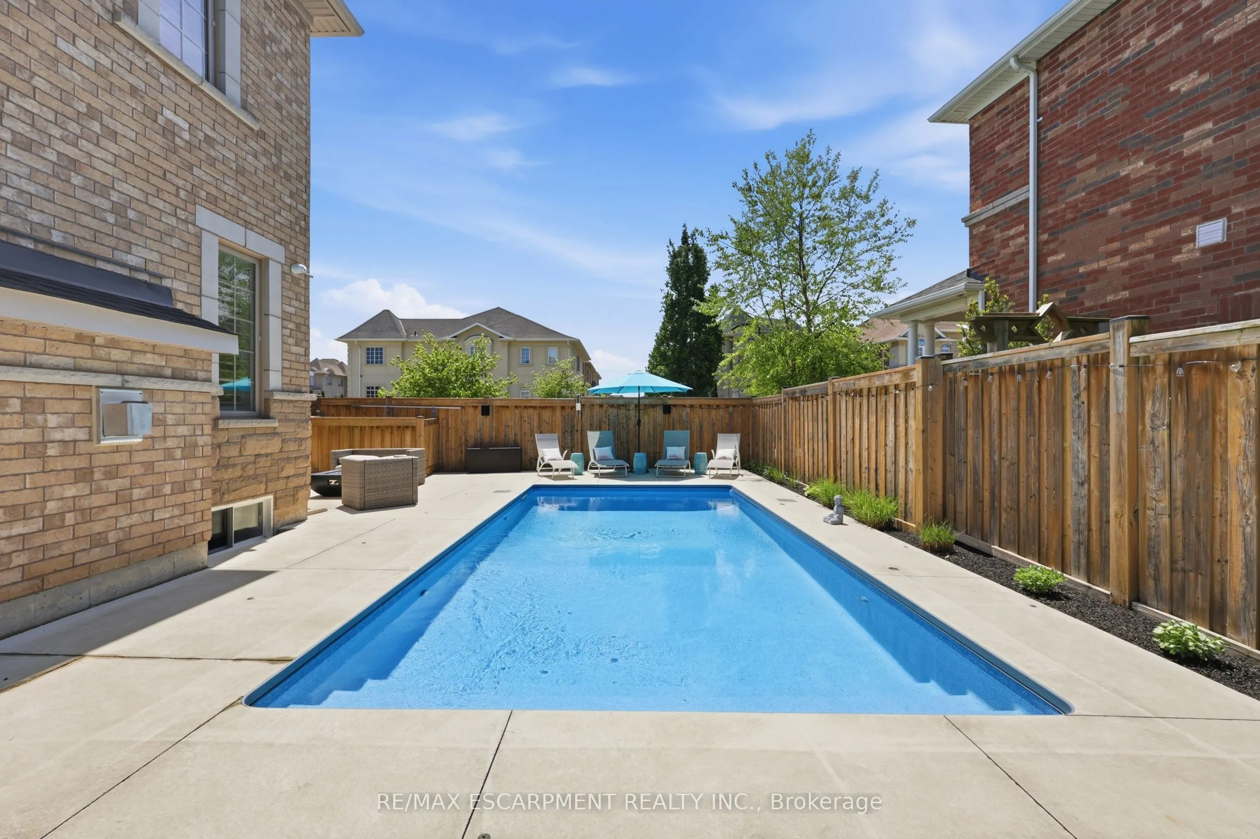 4645 Doug Wright Drive