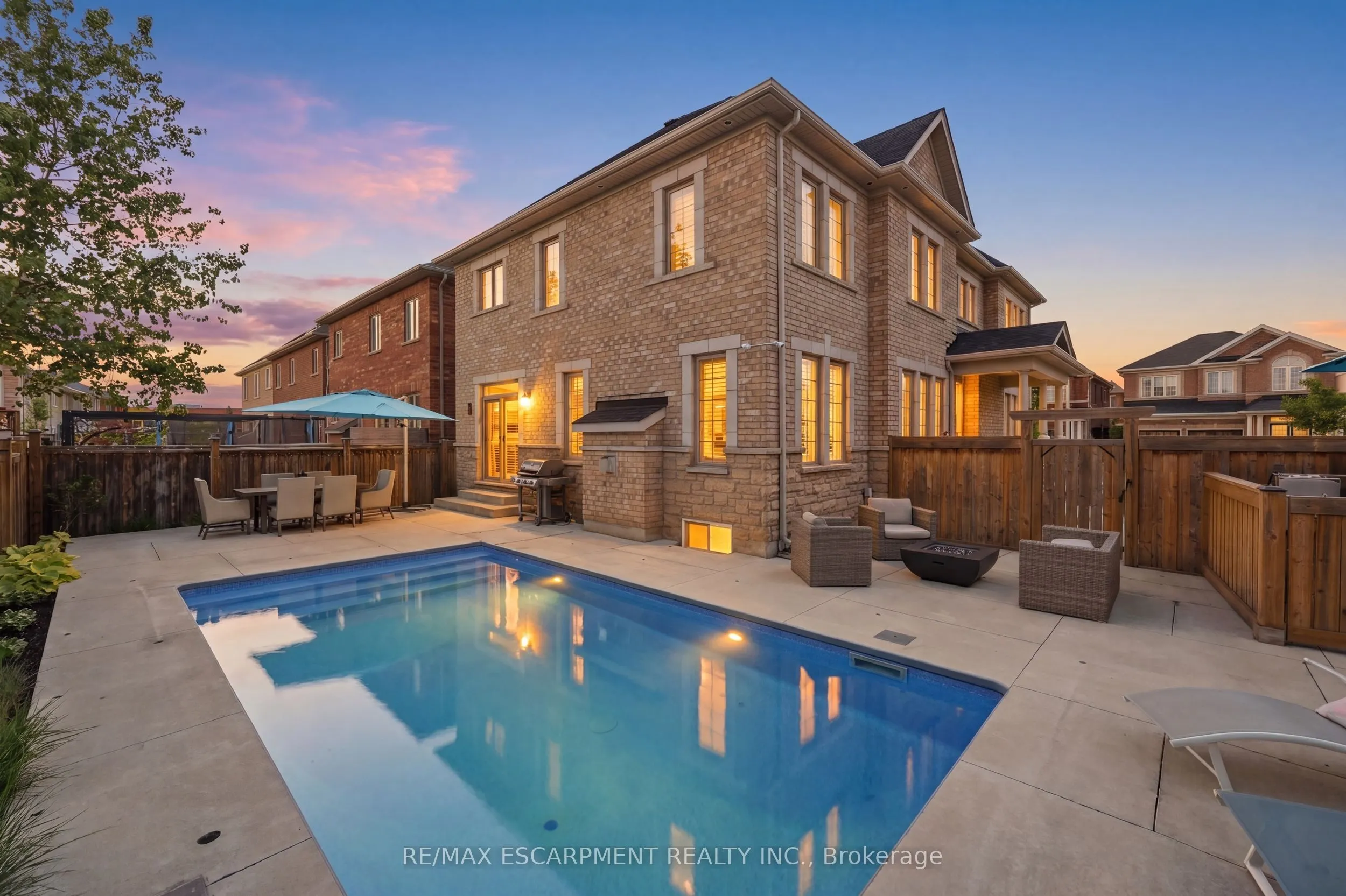 4645 Doug Wright Drive