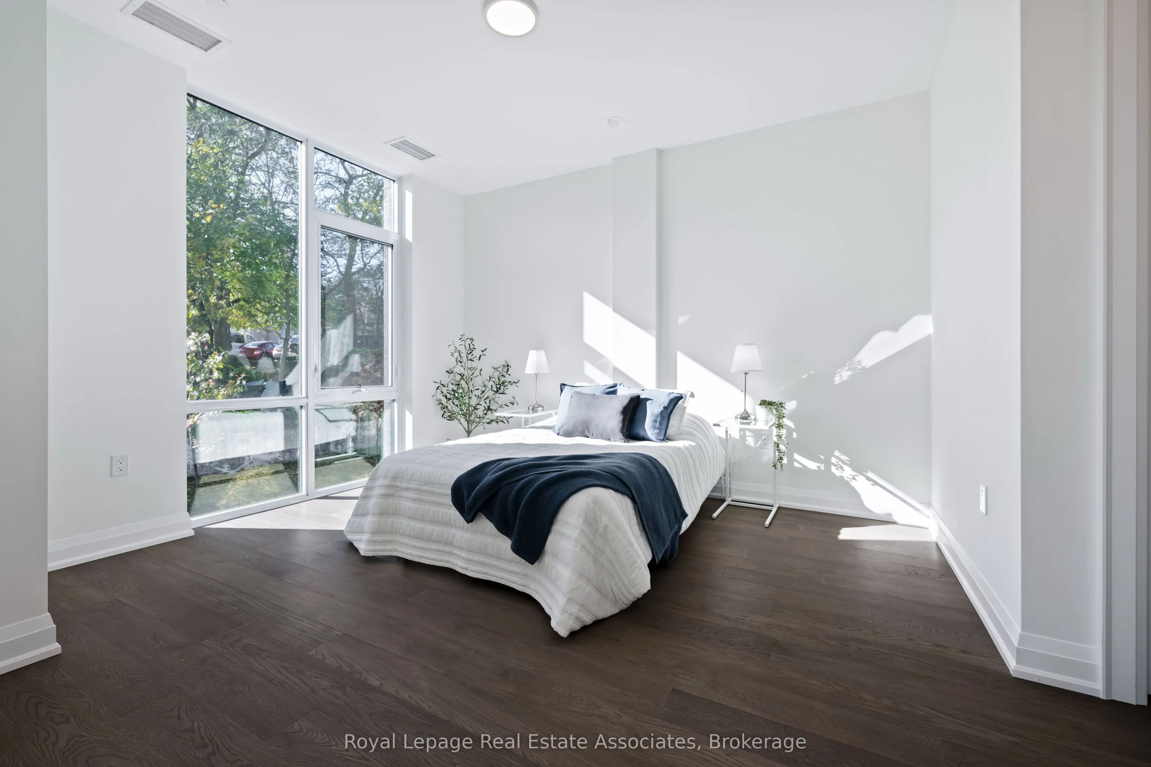 42 Mill Street #209