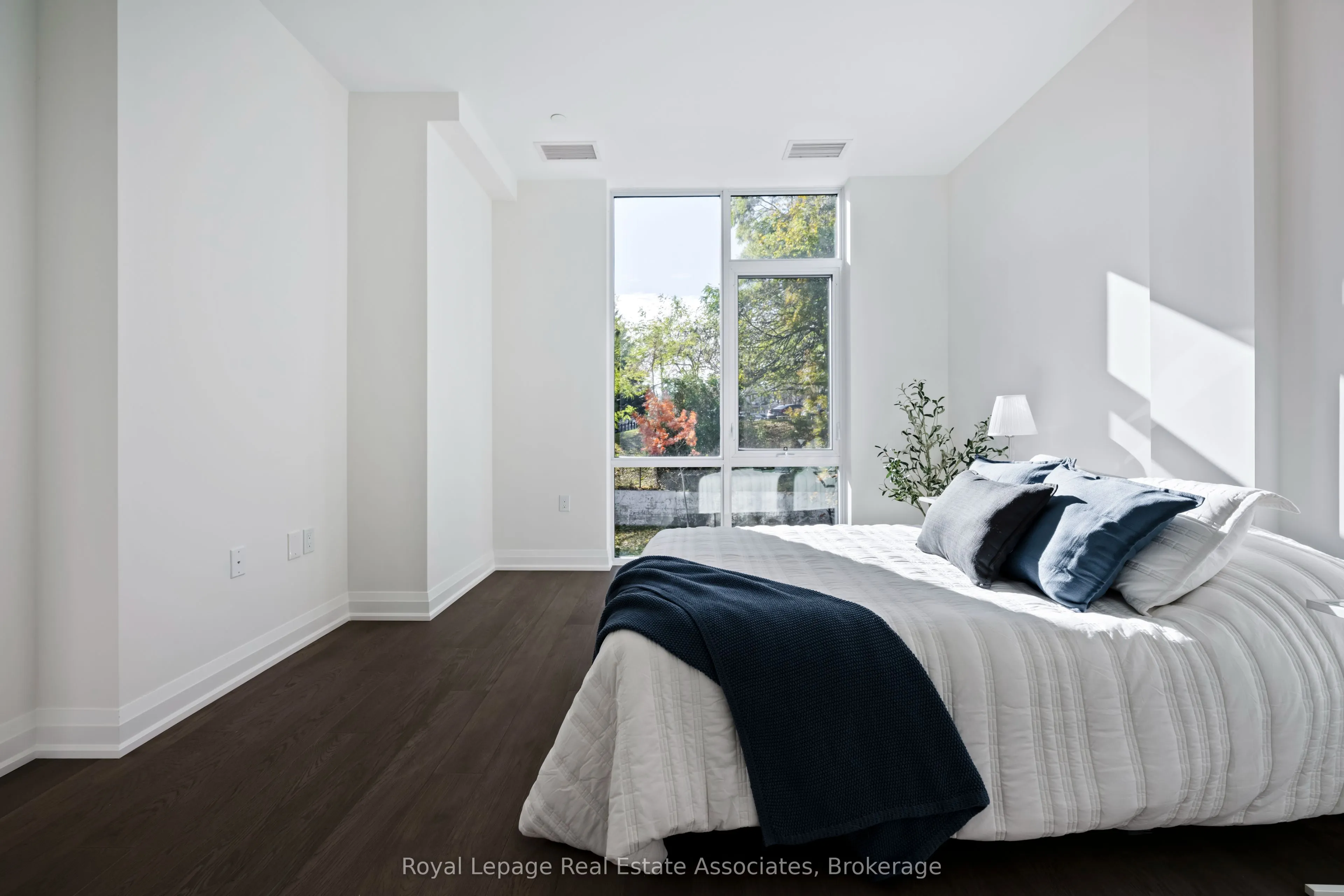 42 Mill Street #209
