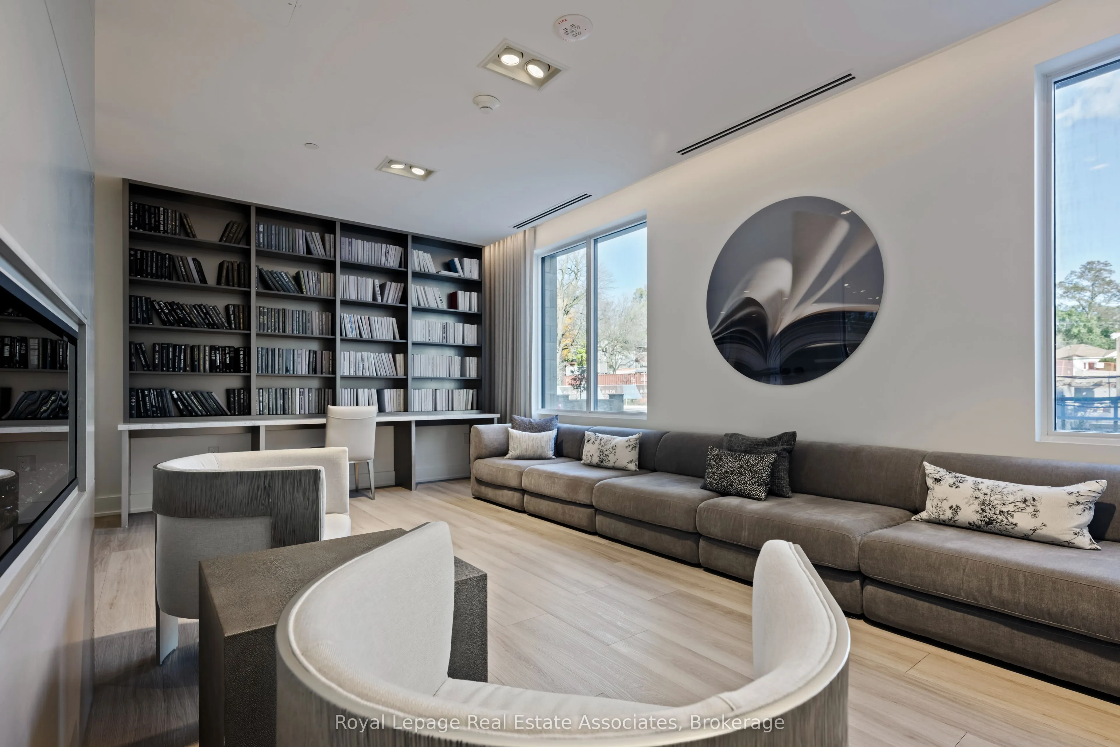 42 Mill Street #209